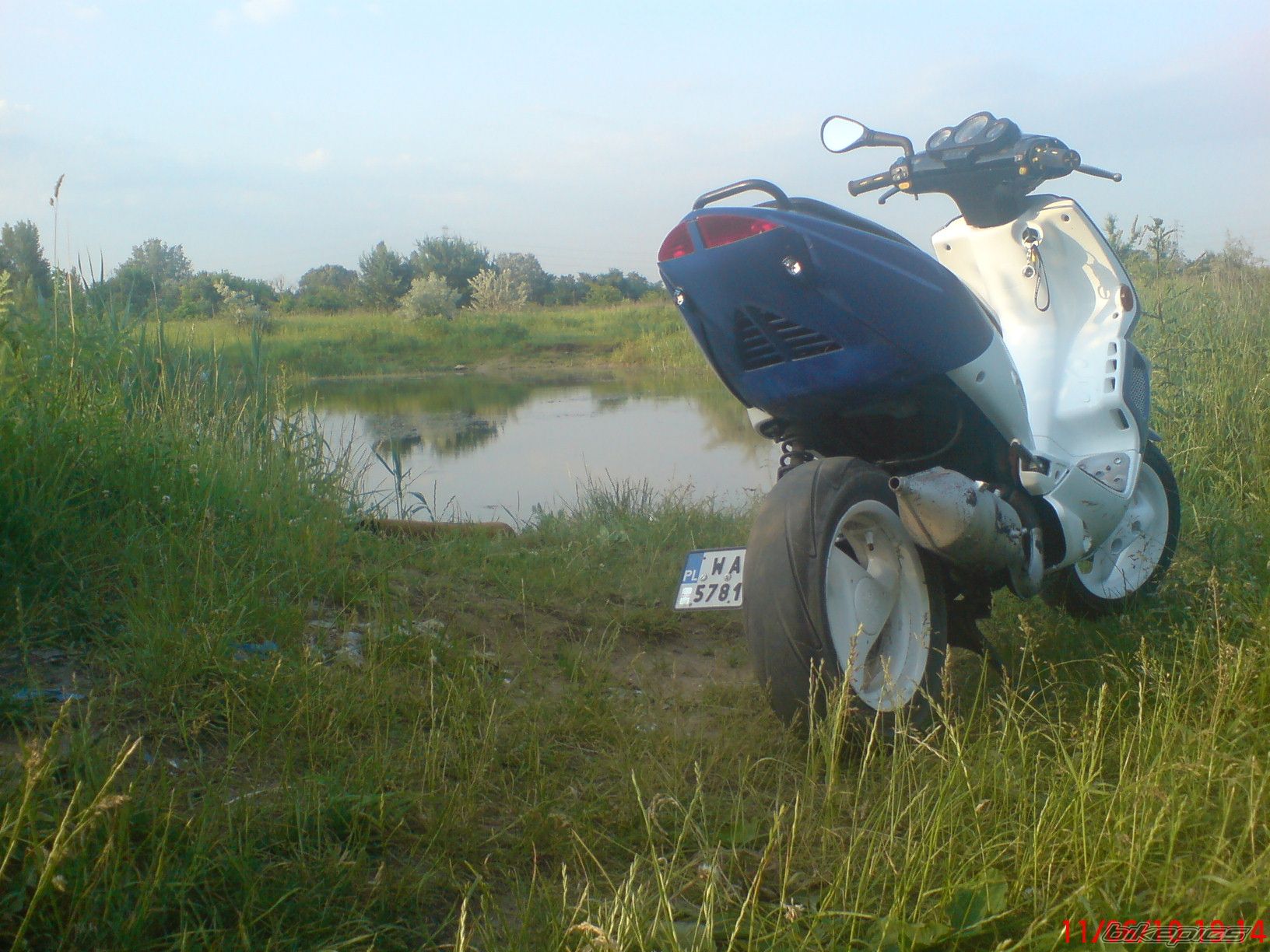 Bike Photo 1995684