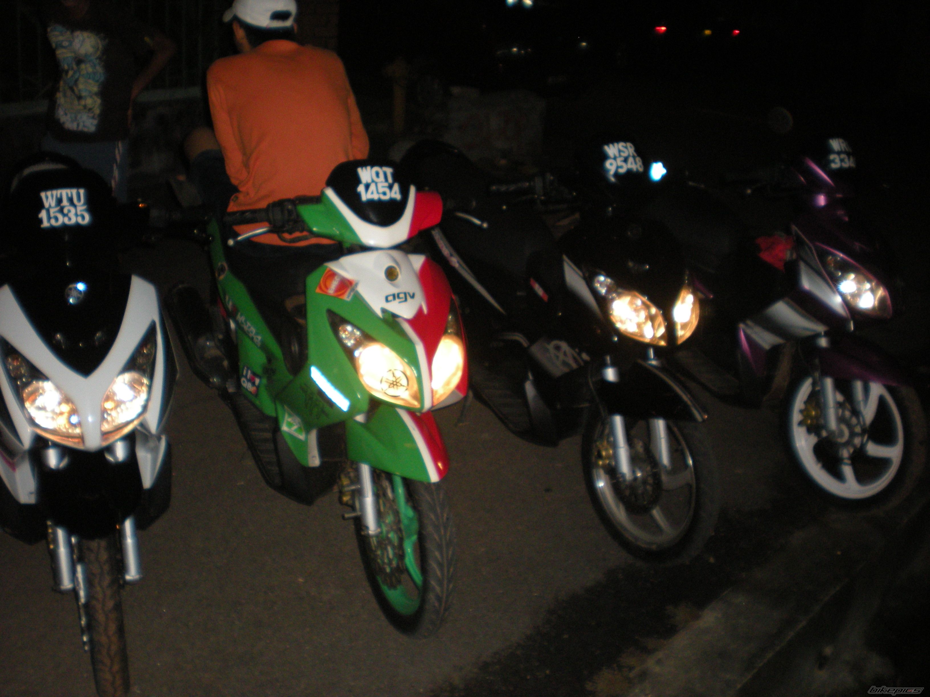 Bike Photo 1995749