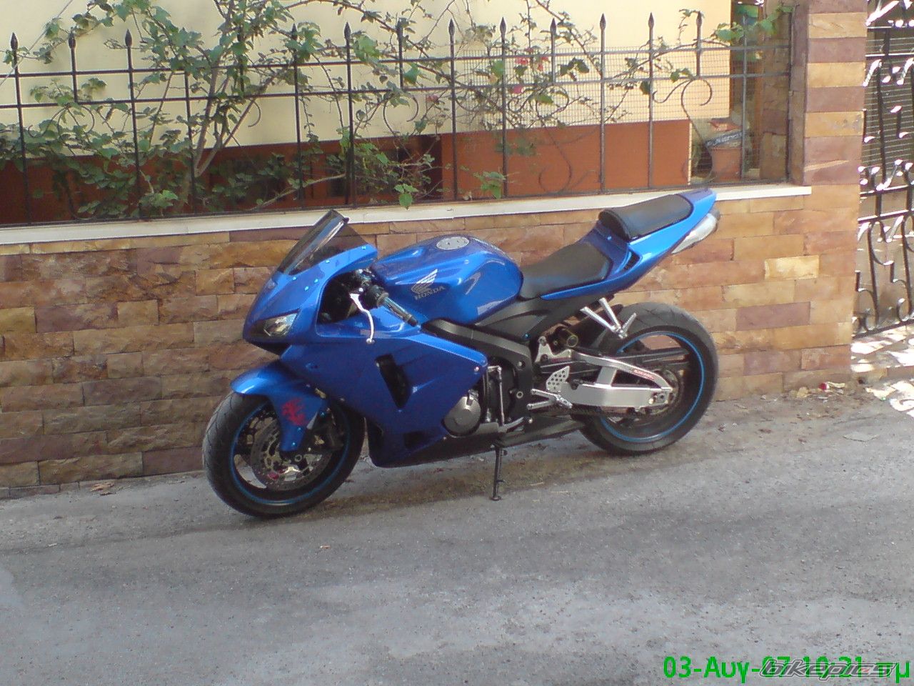 Photo 1995864