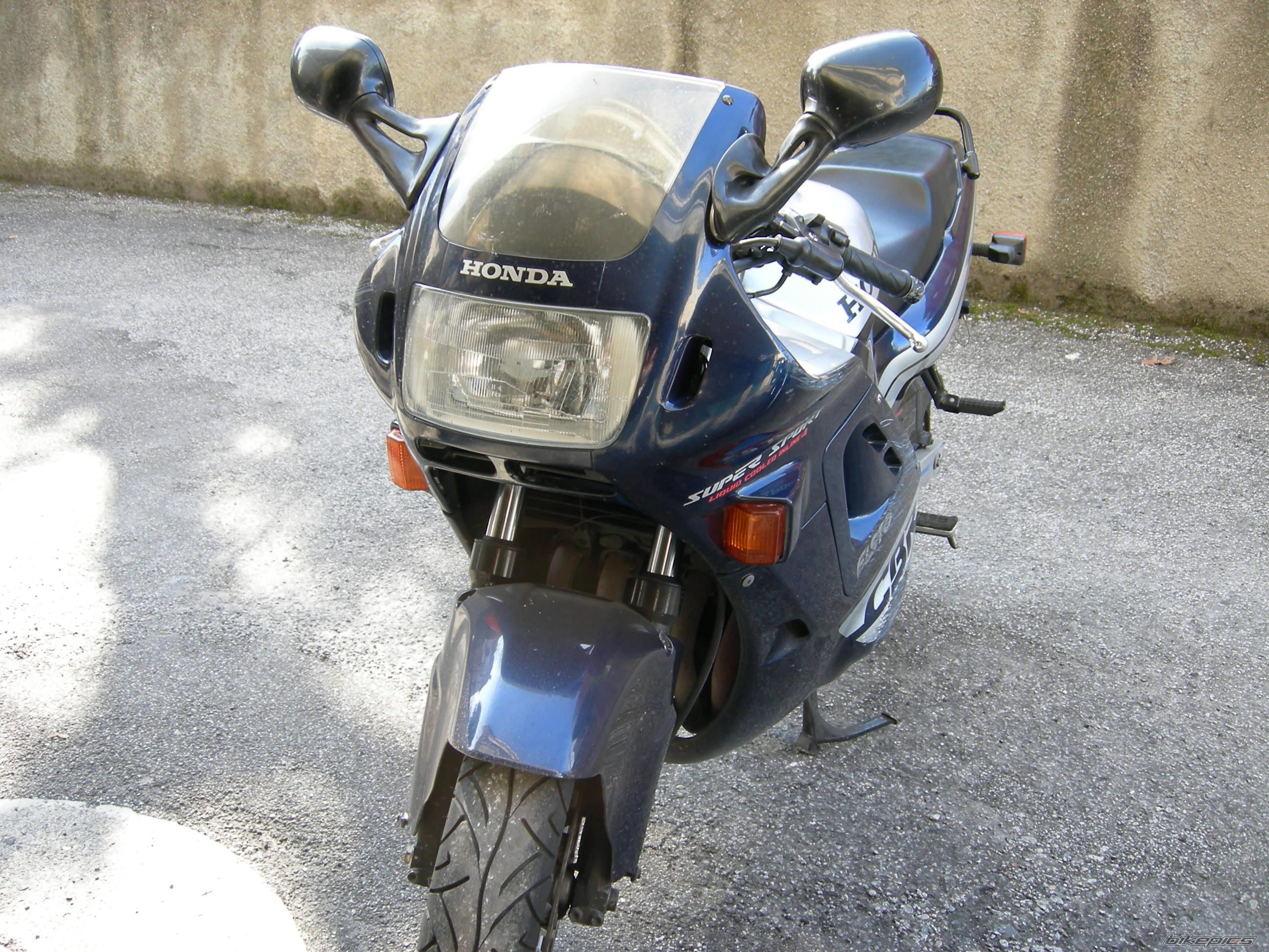 Photo 1995866