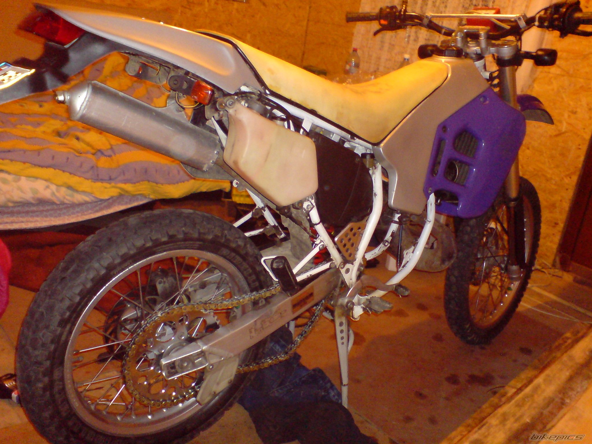 Bike Photo 1995928