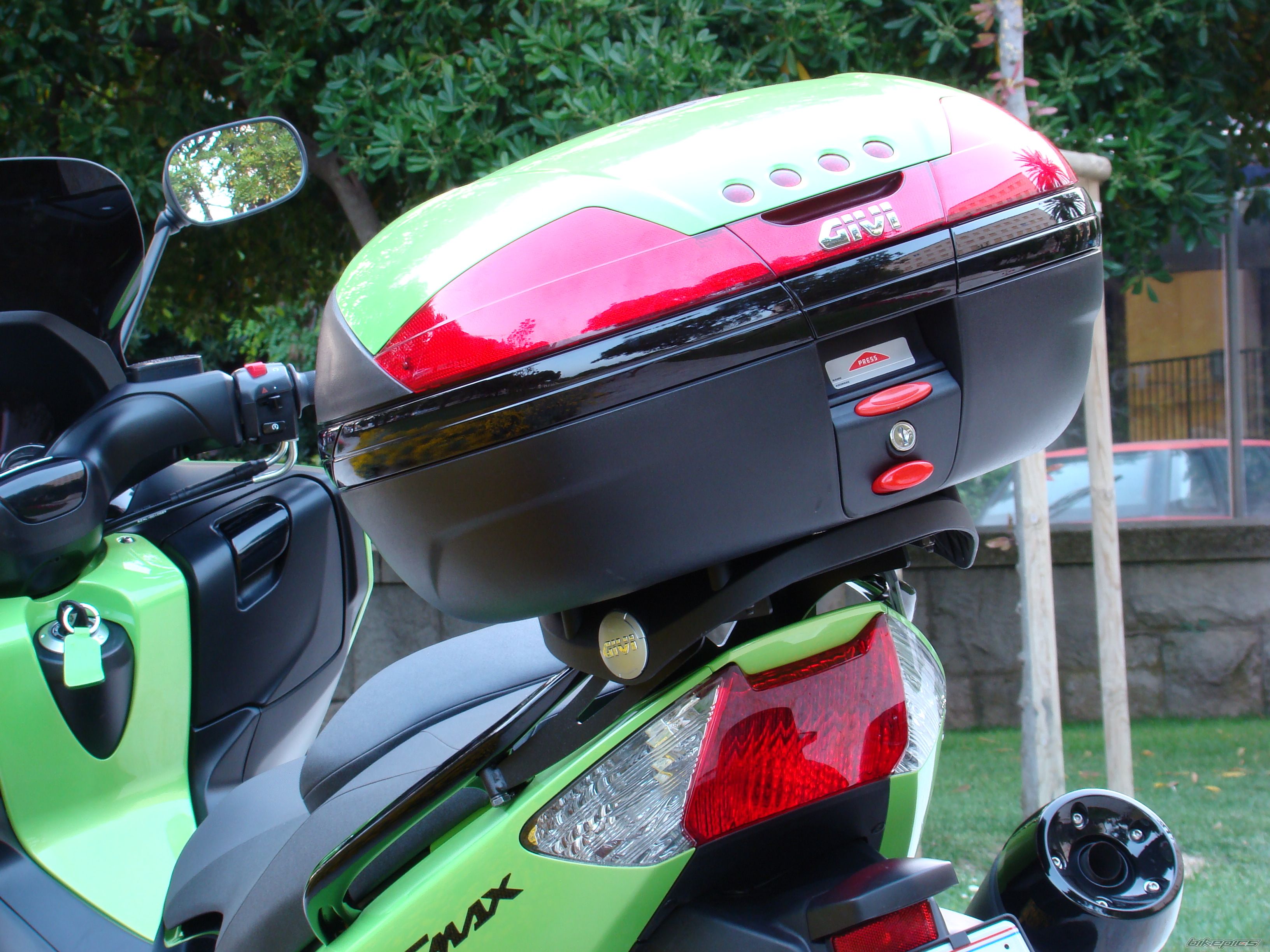 Bike Photo 1996021