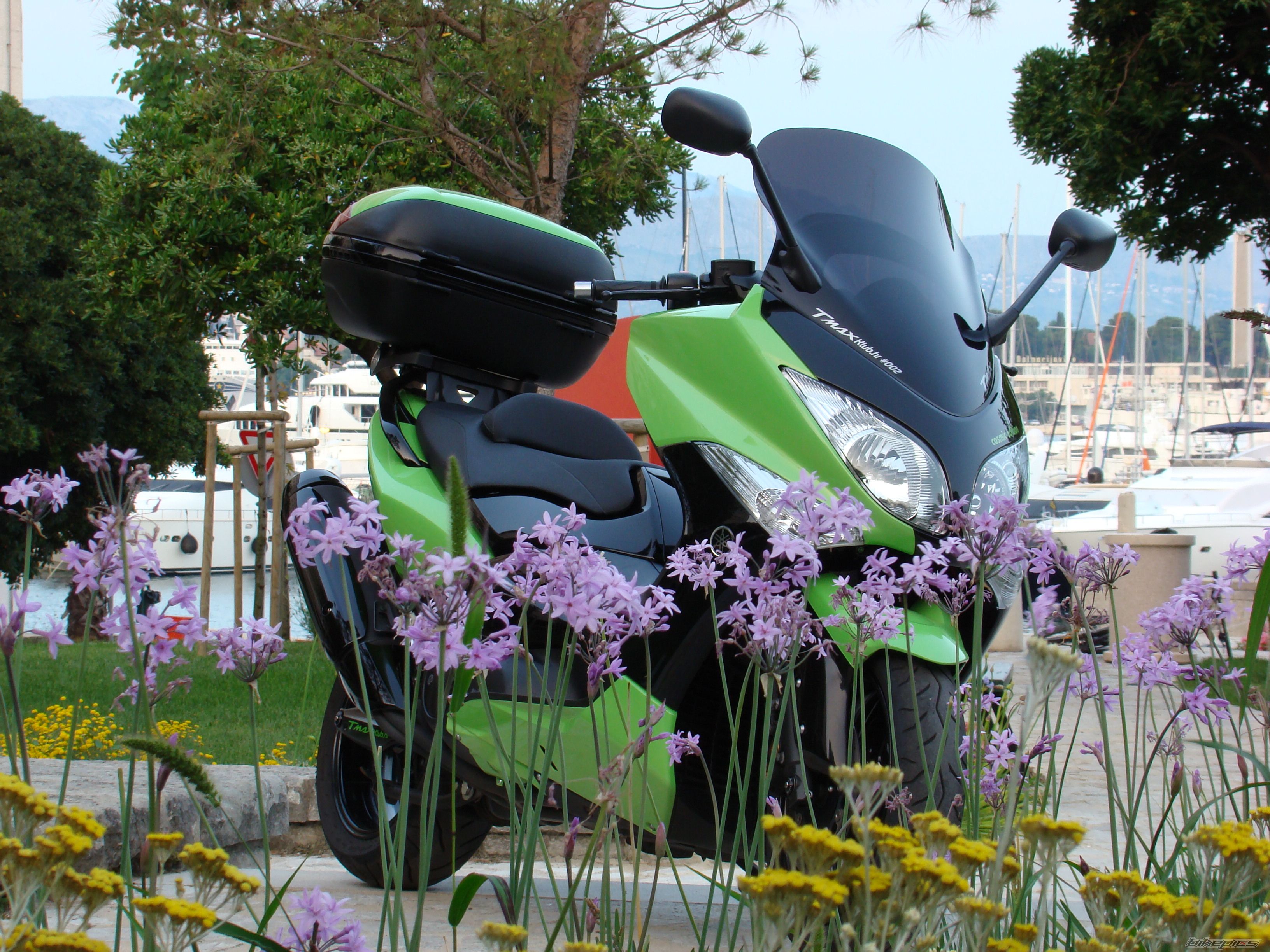 Bike Photo 1996022
