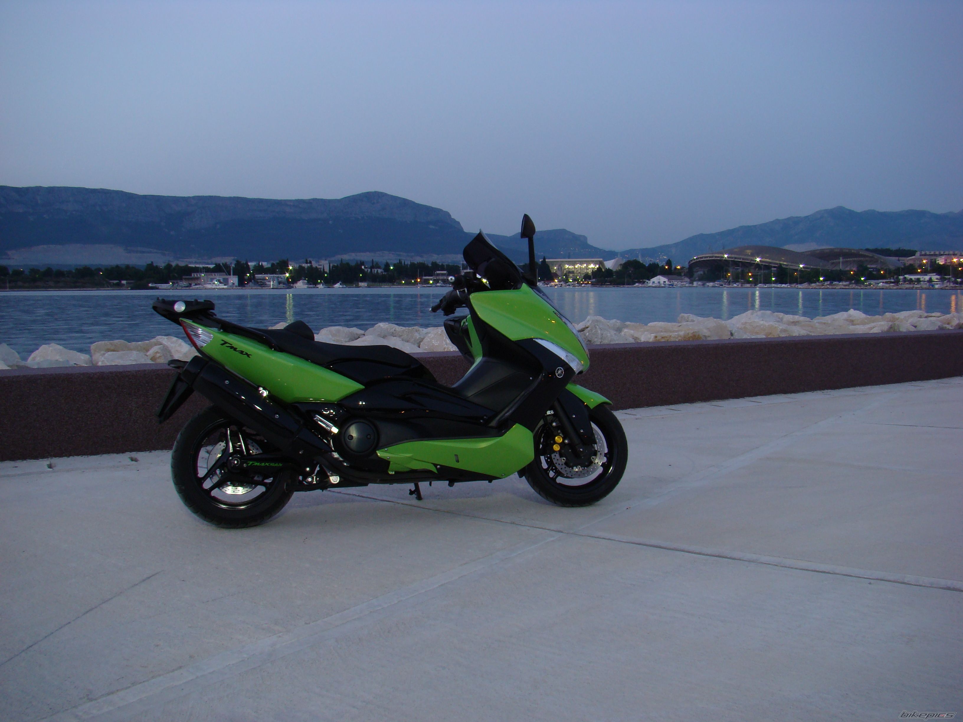 Bike Photo 1996027