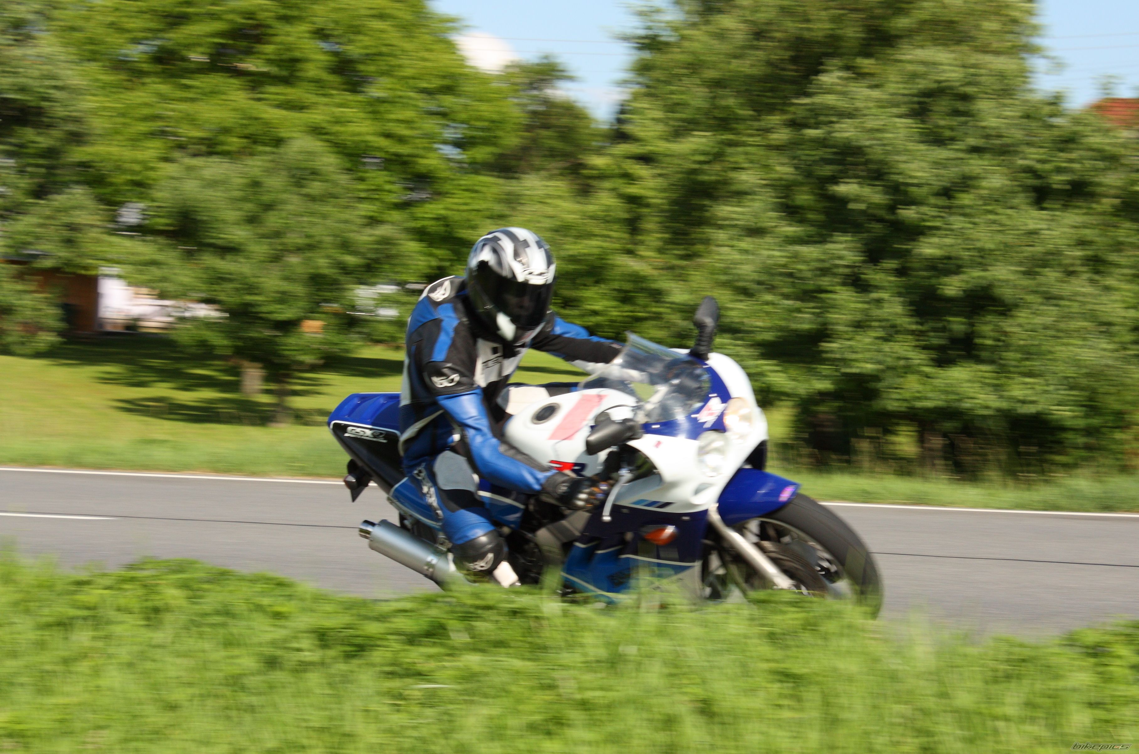 Bike Photo 1996103