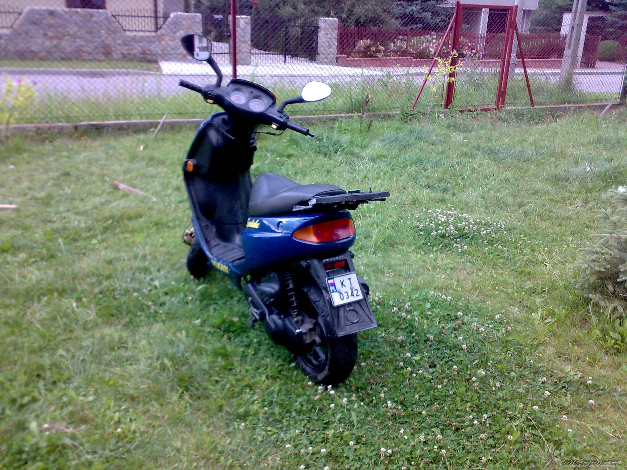 Photo 1996172