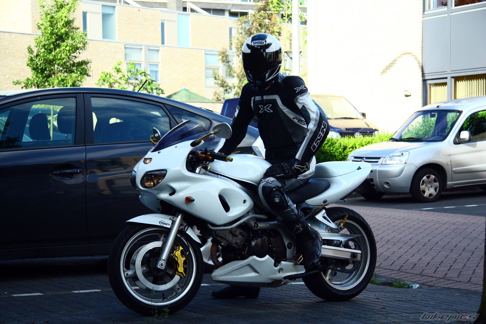 Bike Photo 1996245