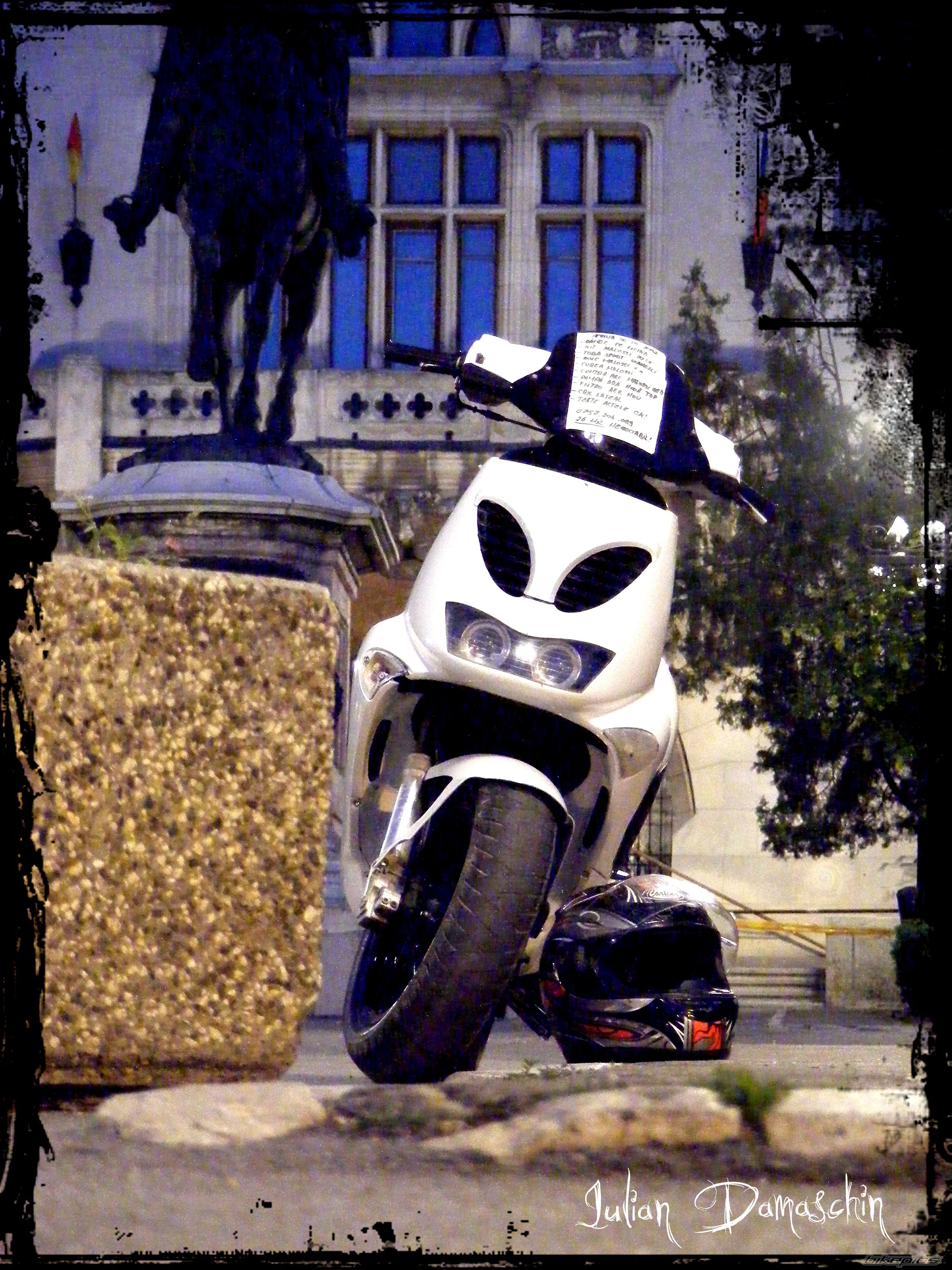 Photo 1996307