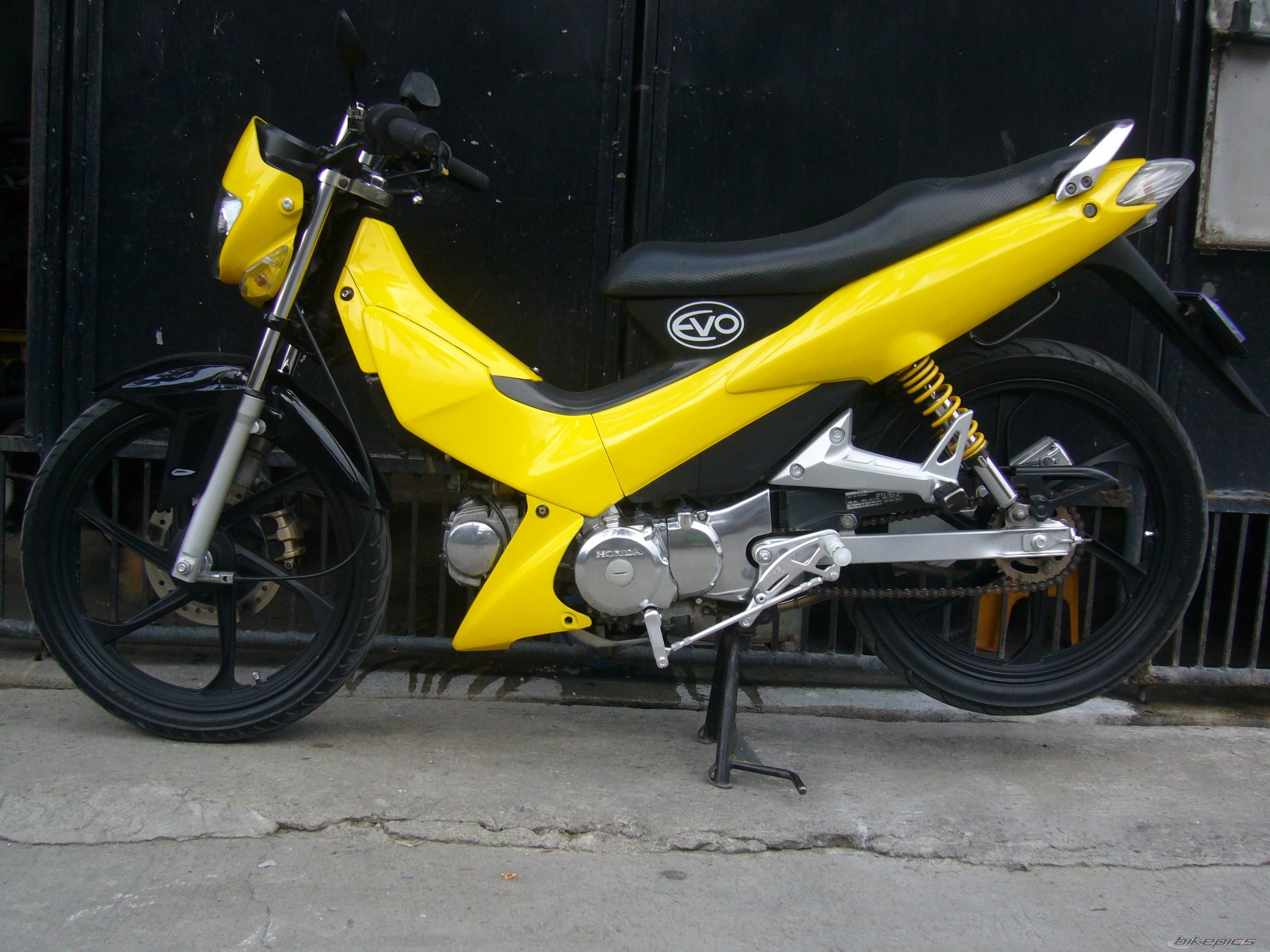 Bike Photo 1996511