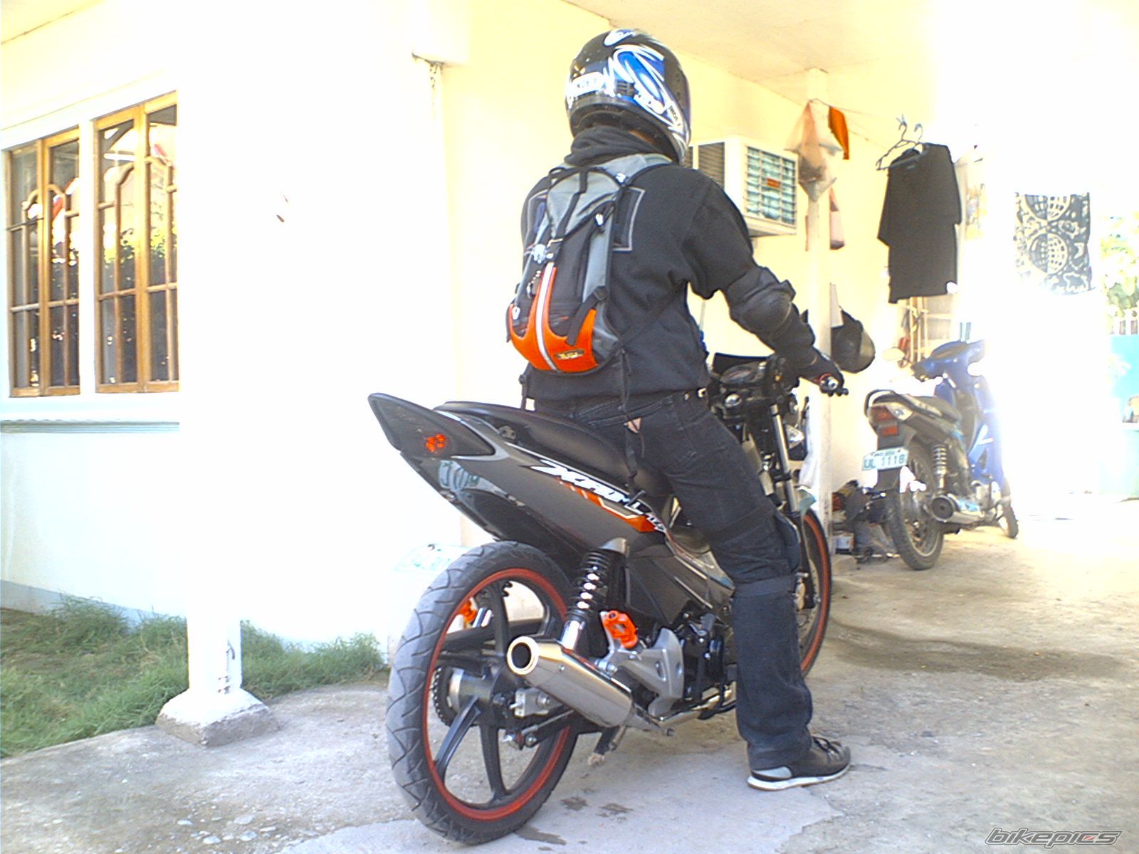 Bike Photo 1996569