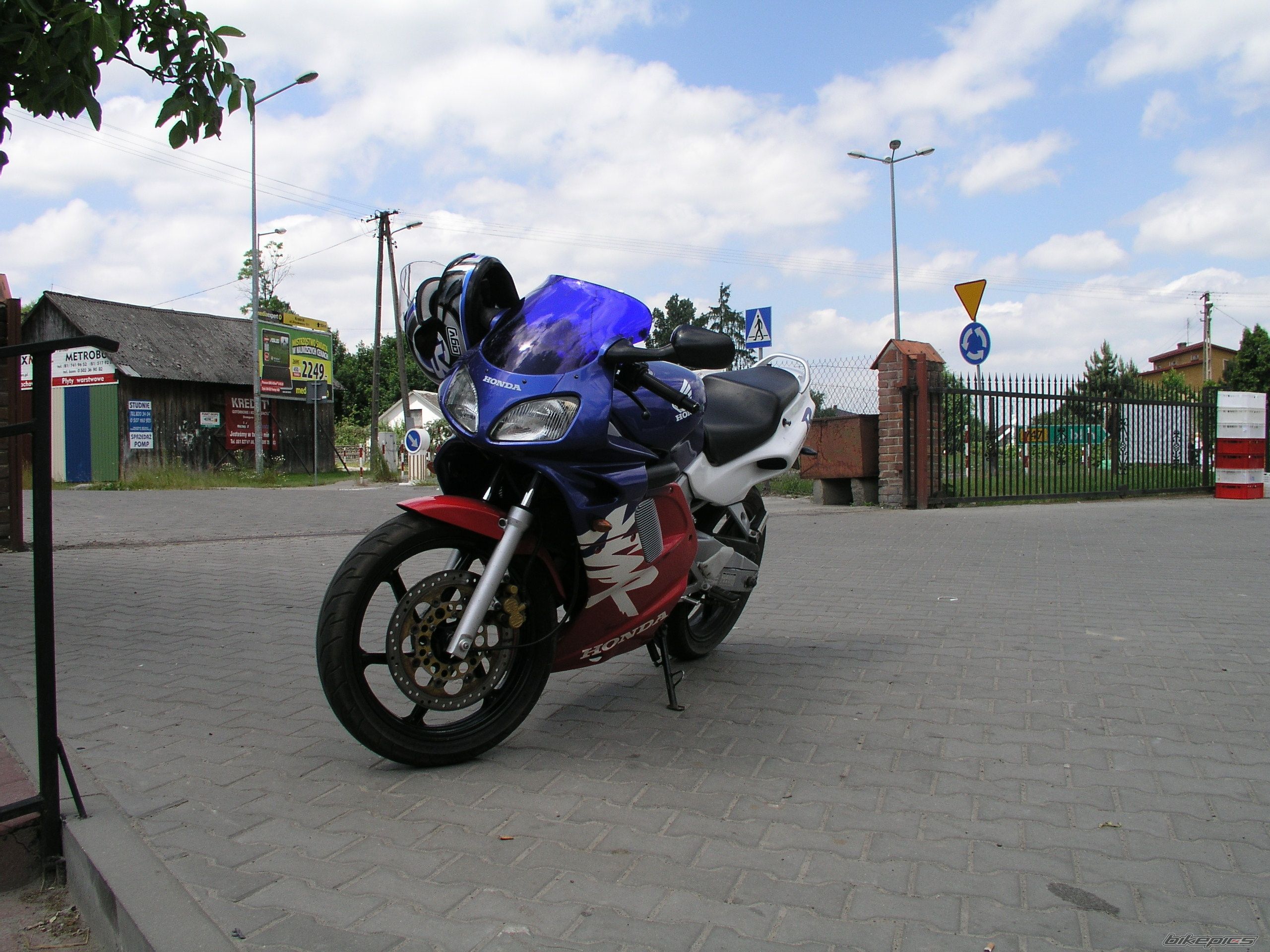 Photo 1996700