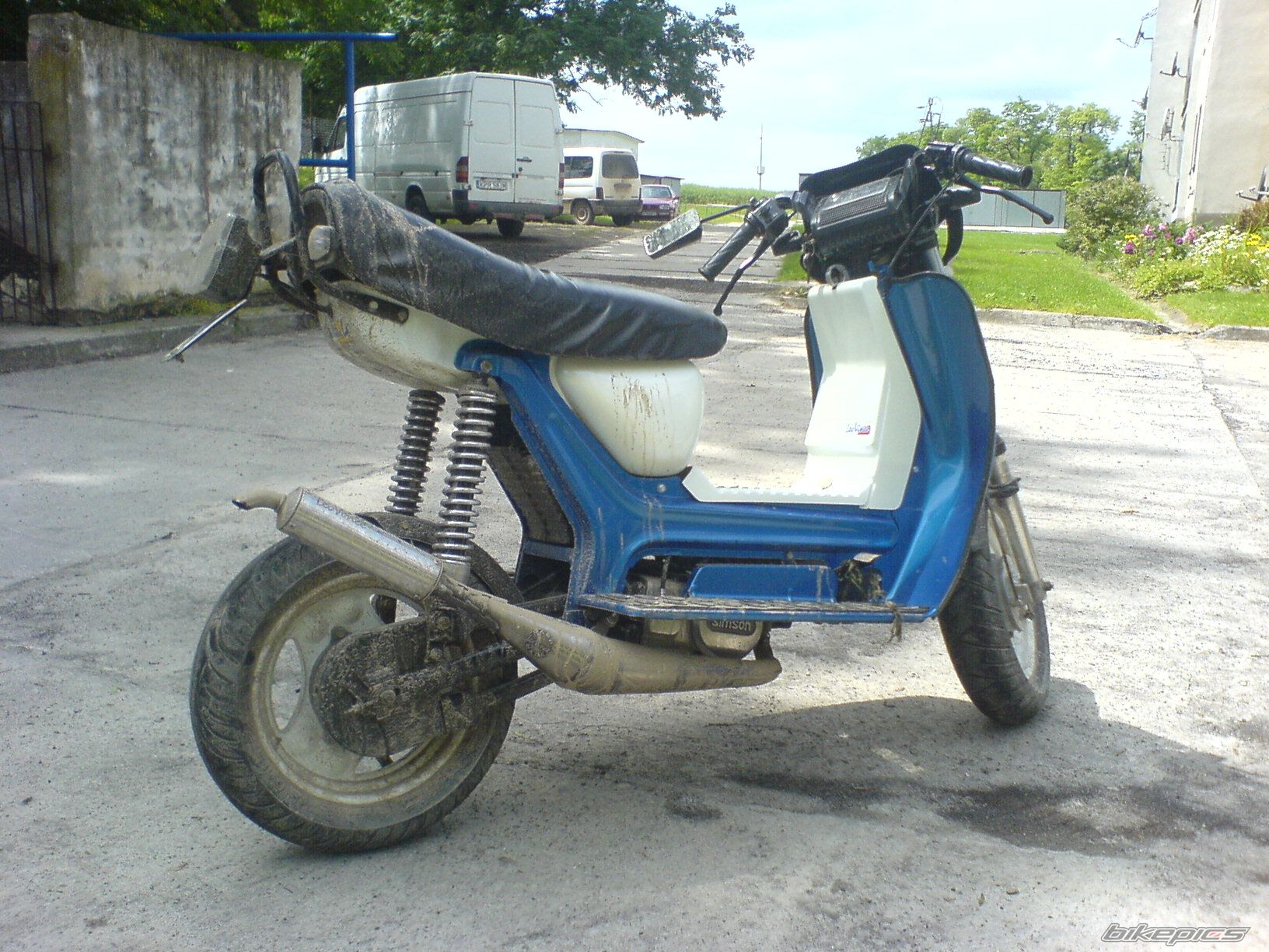 Bike Photo 1996712