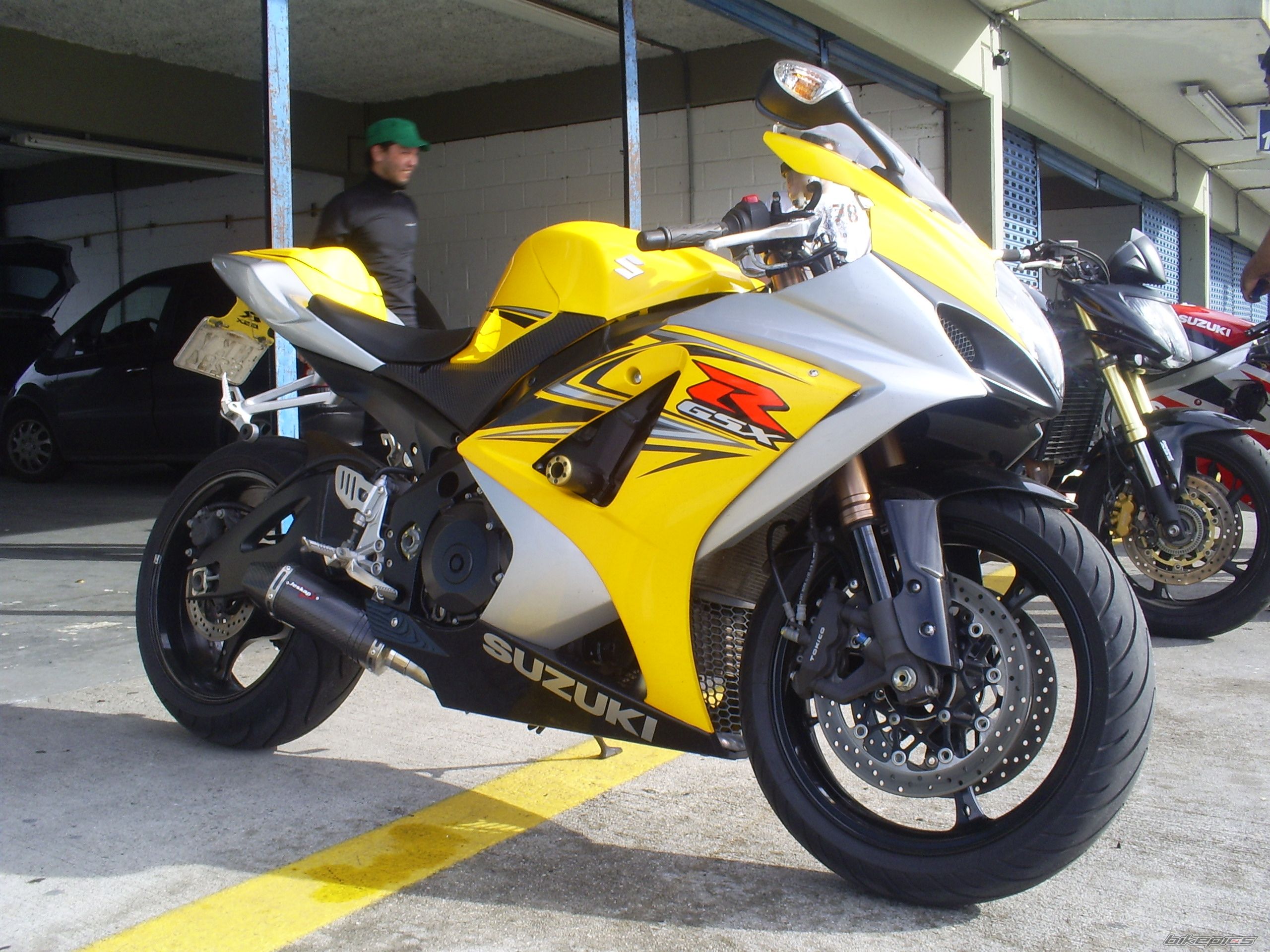 Bike Photo 1996717