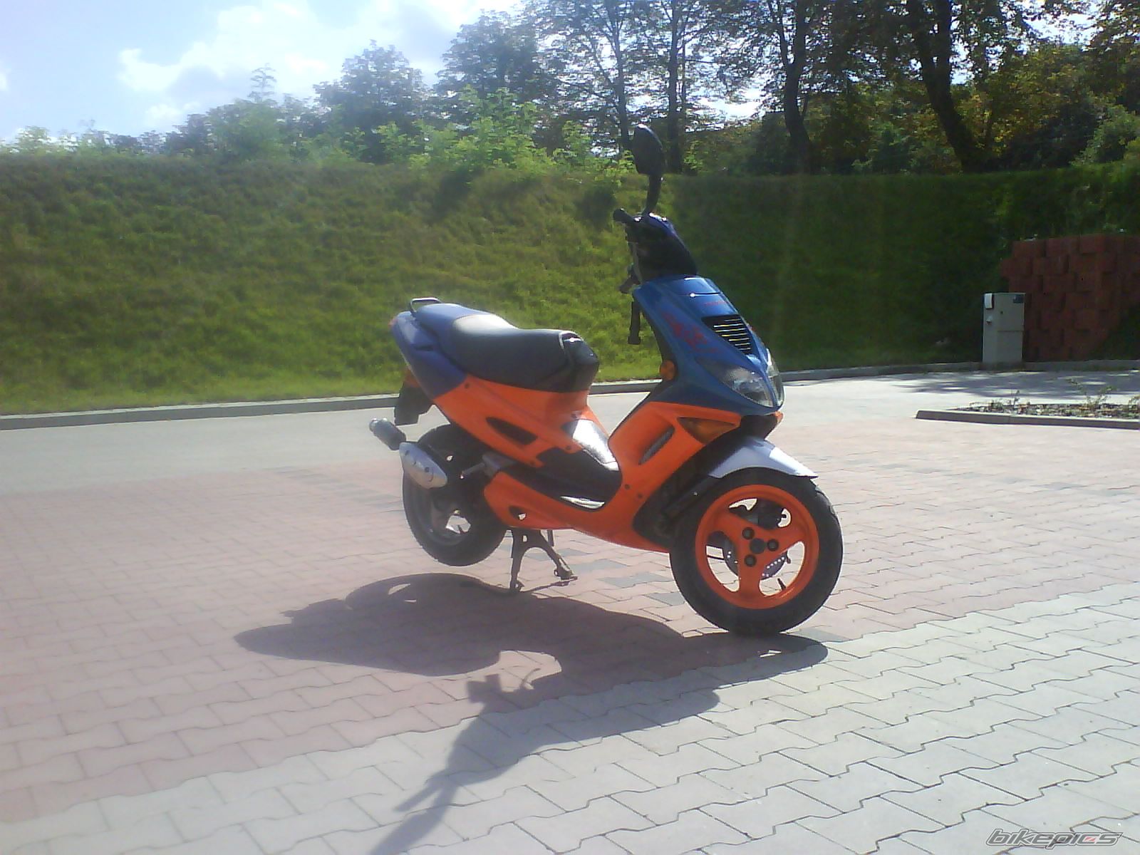 Photo 1996780