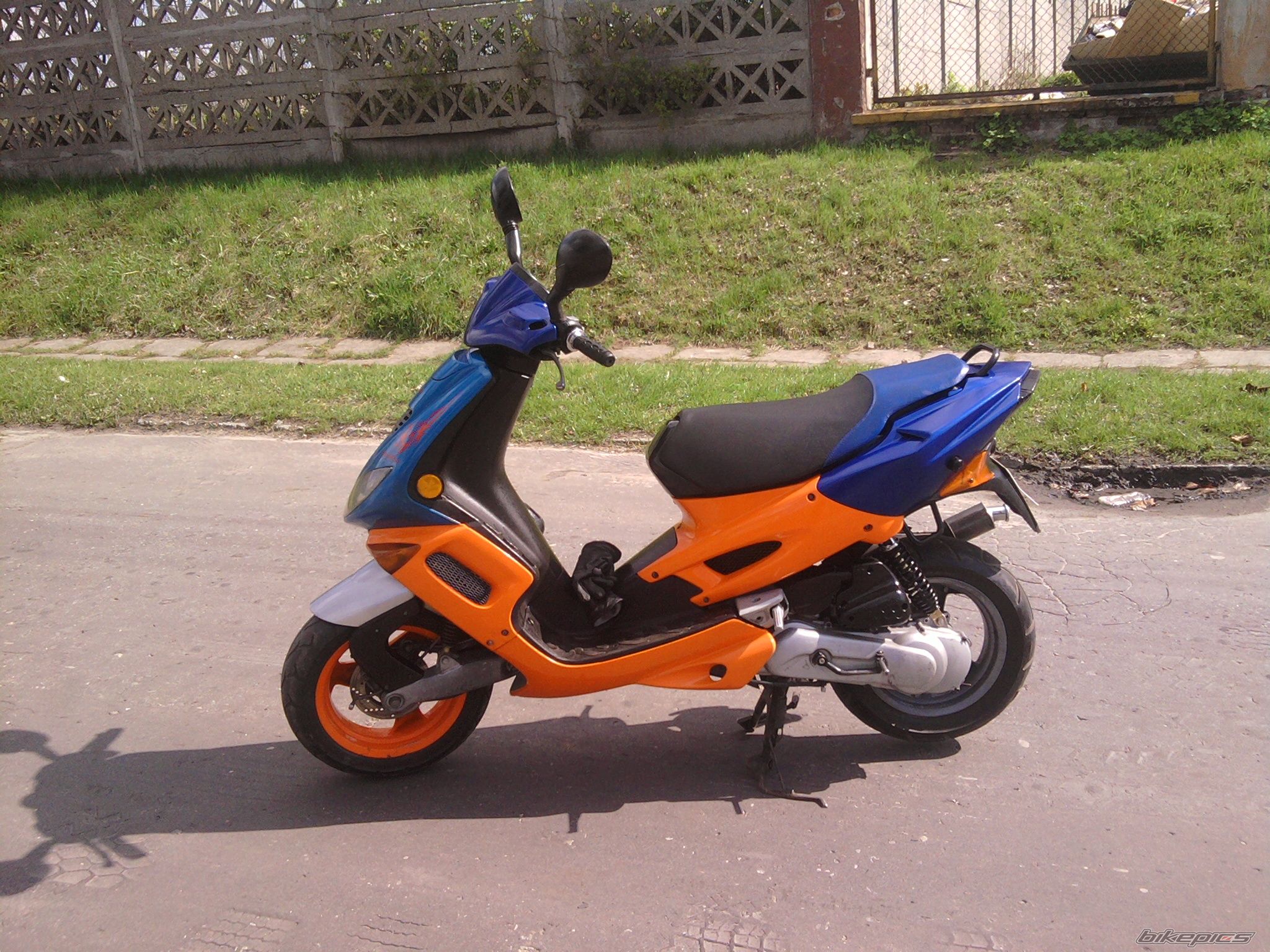 Photo 1996785