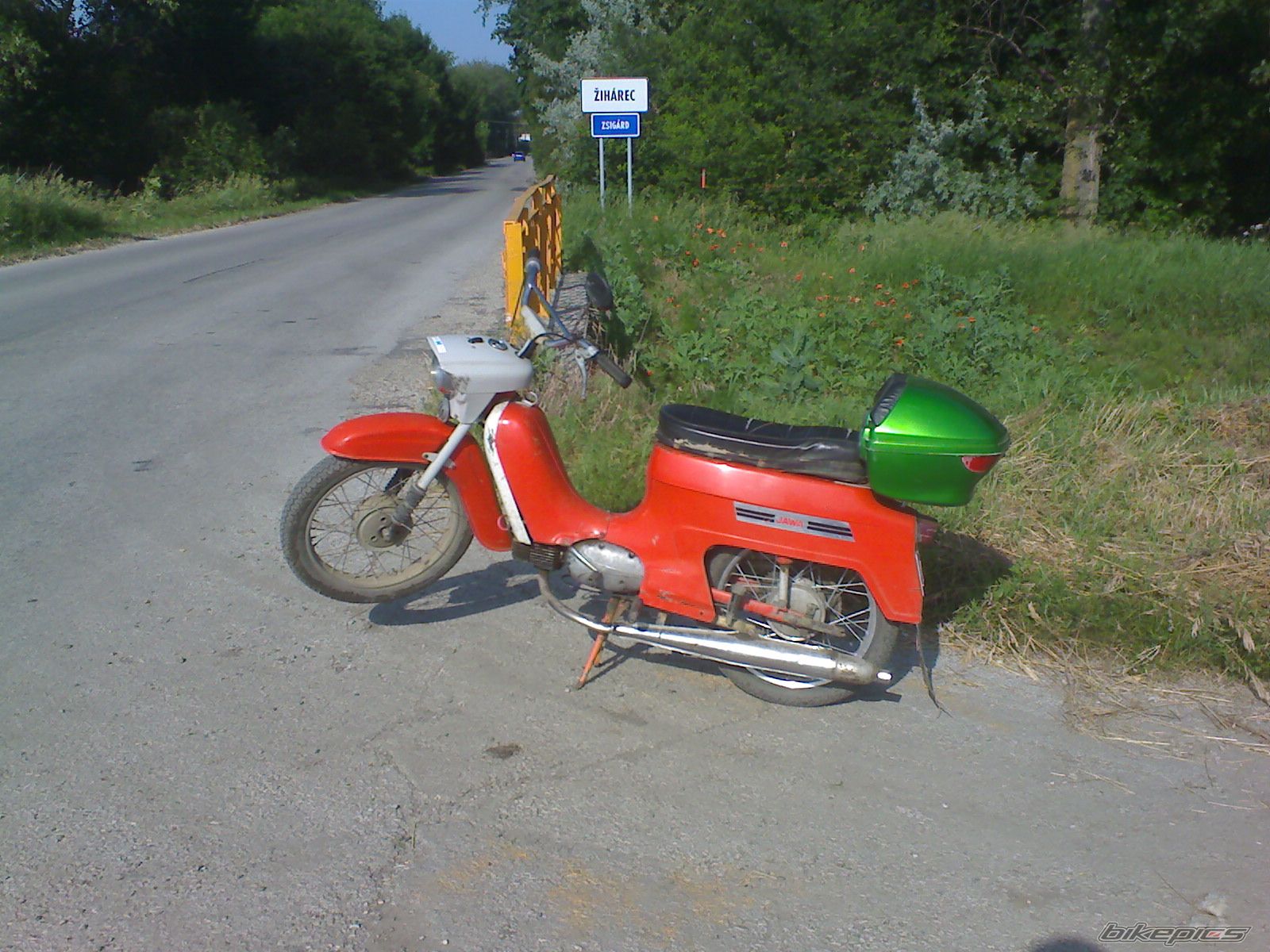 Photo 1996869