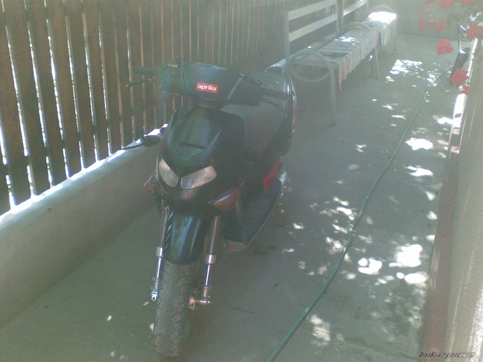 Photo 1996882