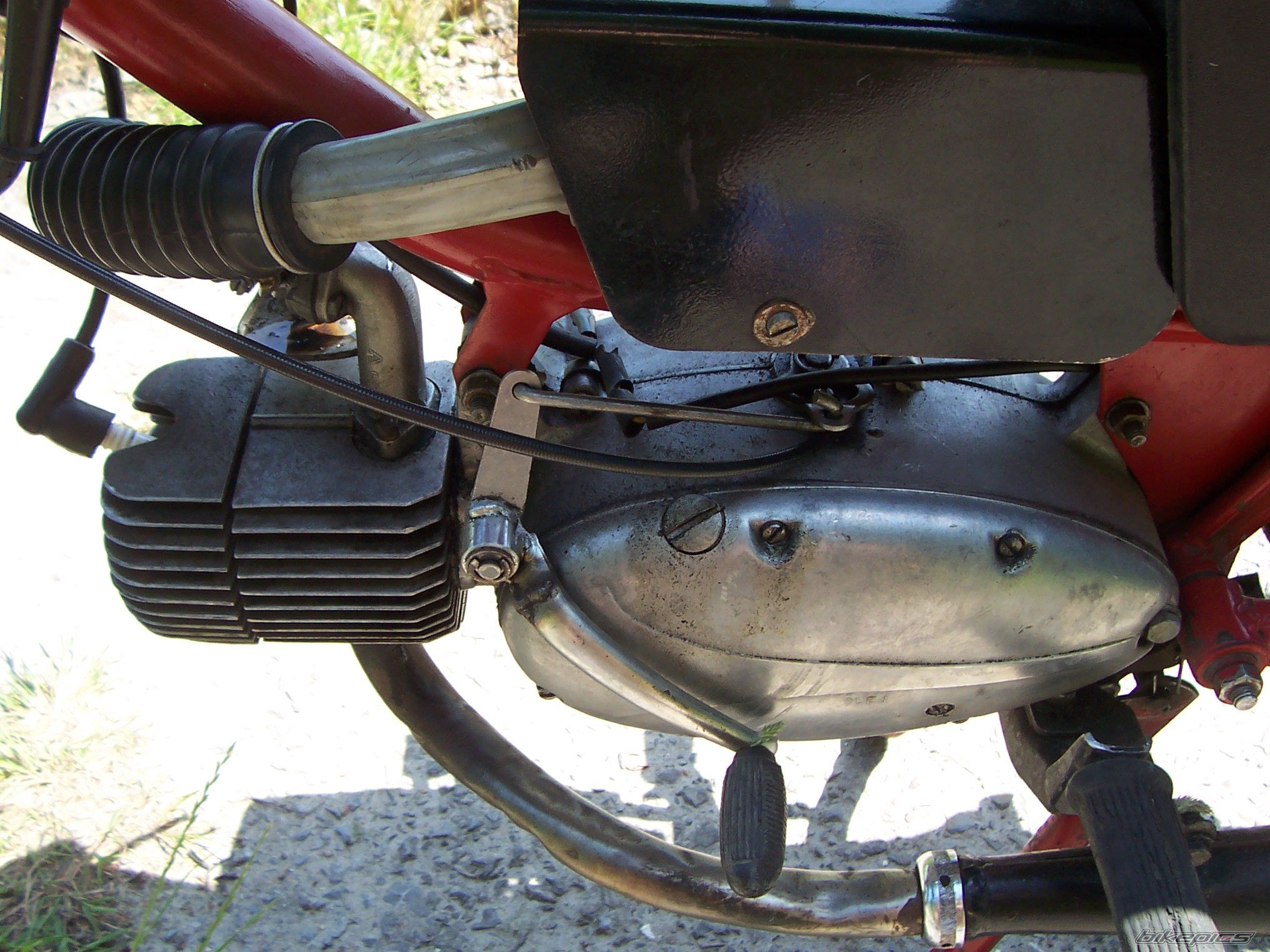 Bike Photo 1996954