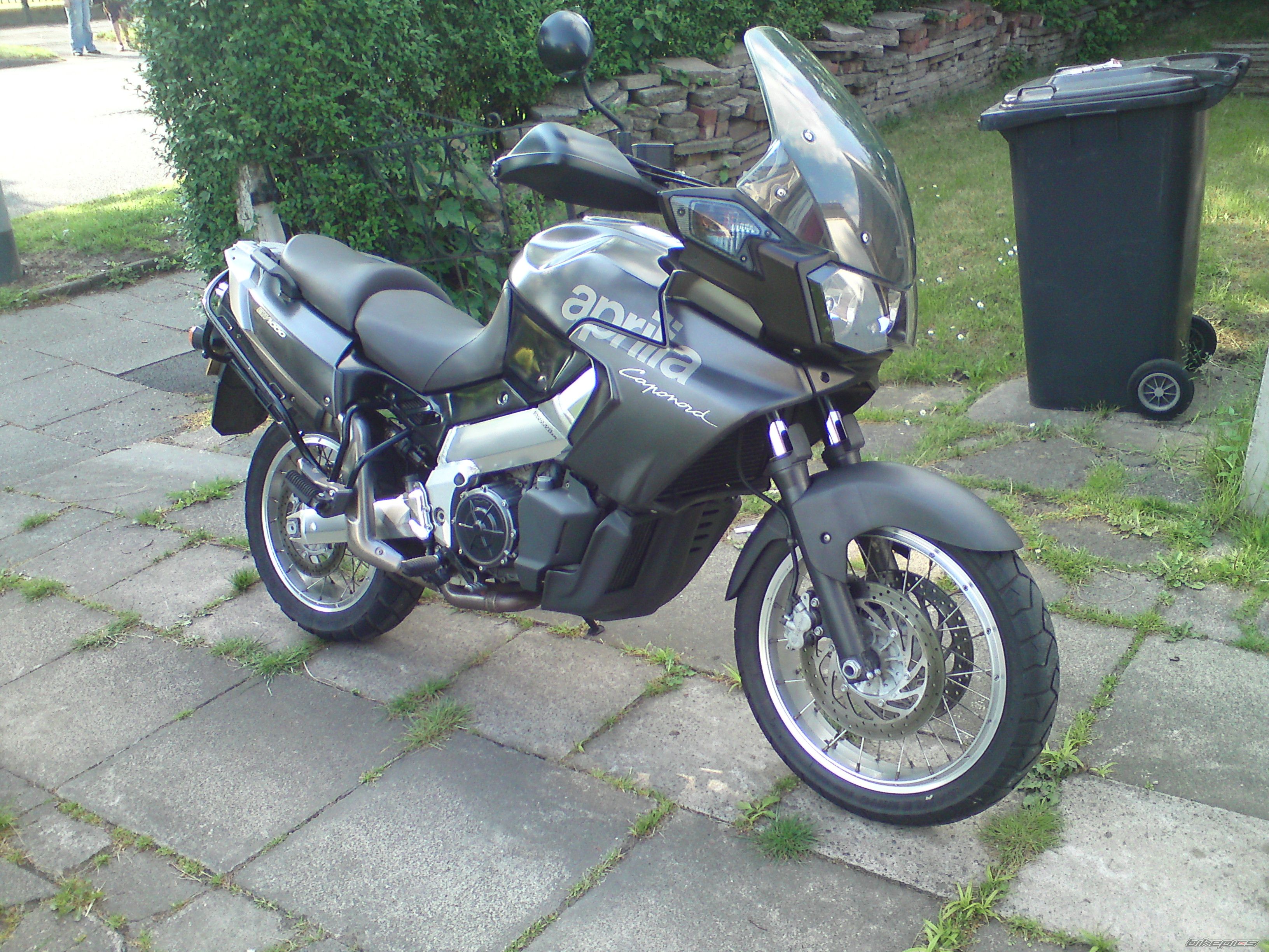 Photo 1997047