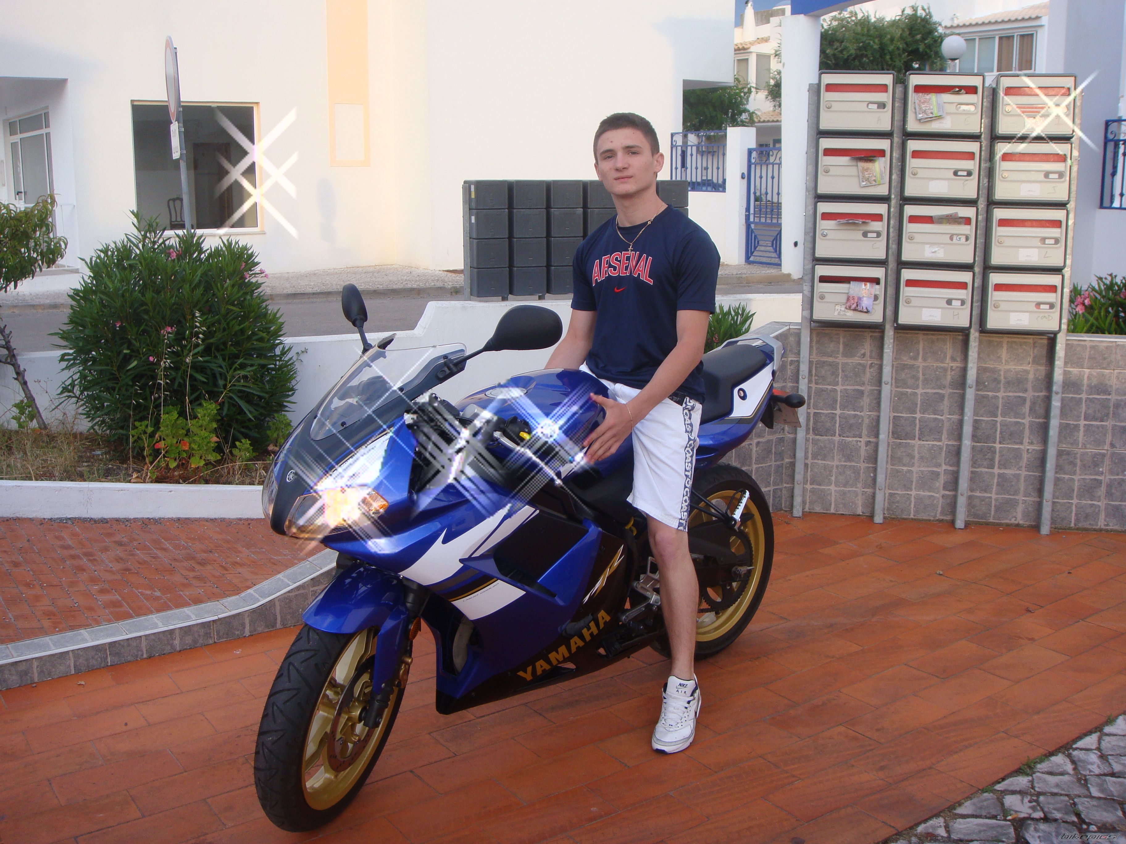 Bike Photo 1997128