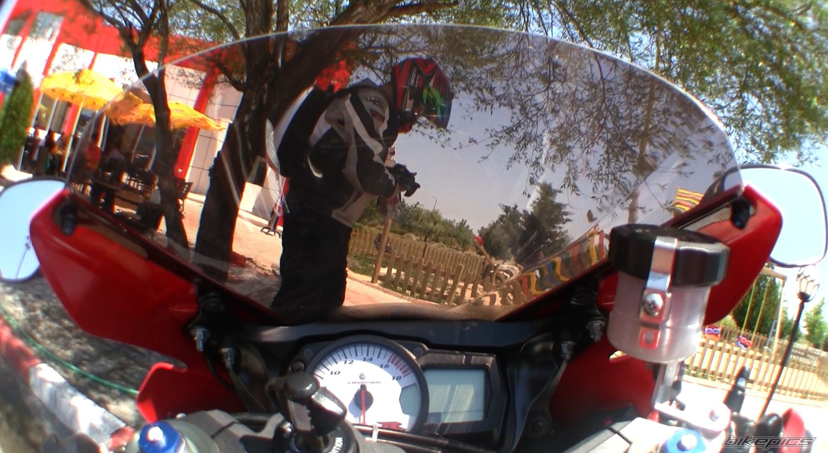 Bike Photo 1997175