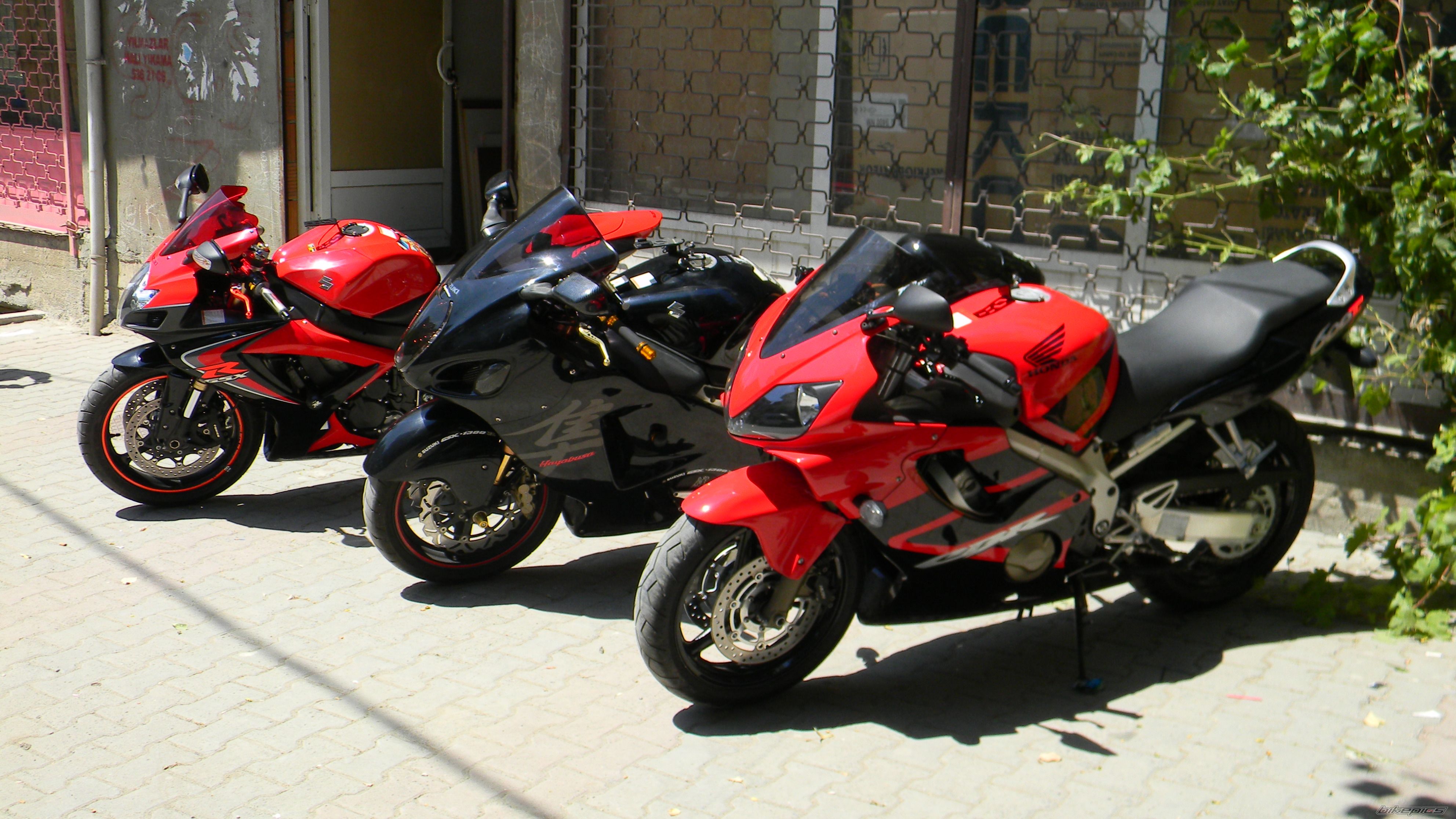 Bike Photo 1997178