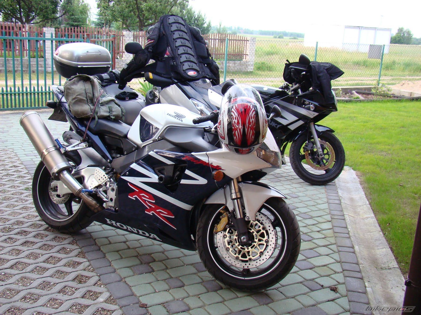 Bike Photo 1997392