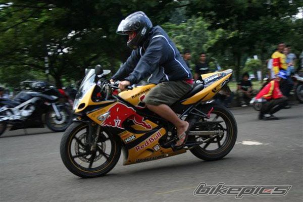 Photo 1997435