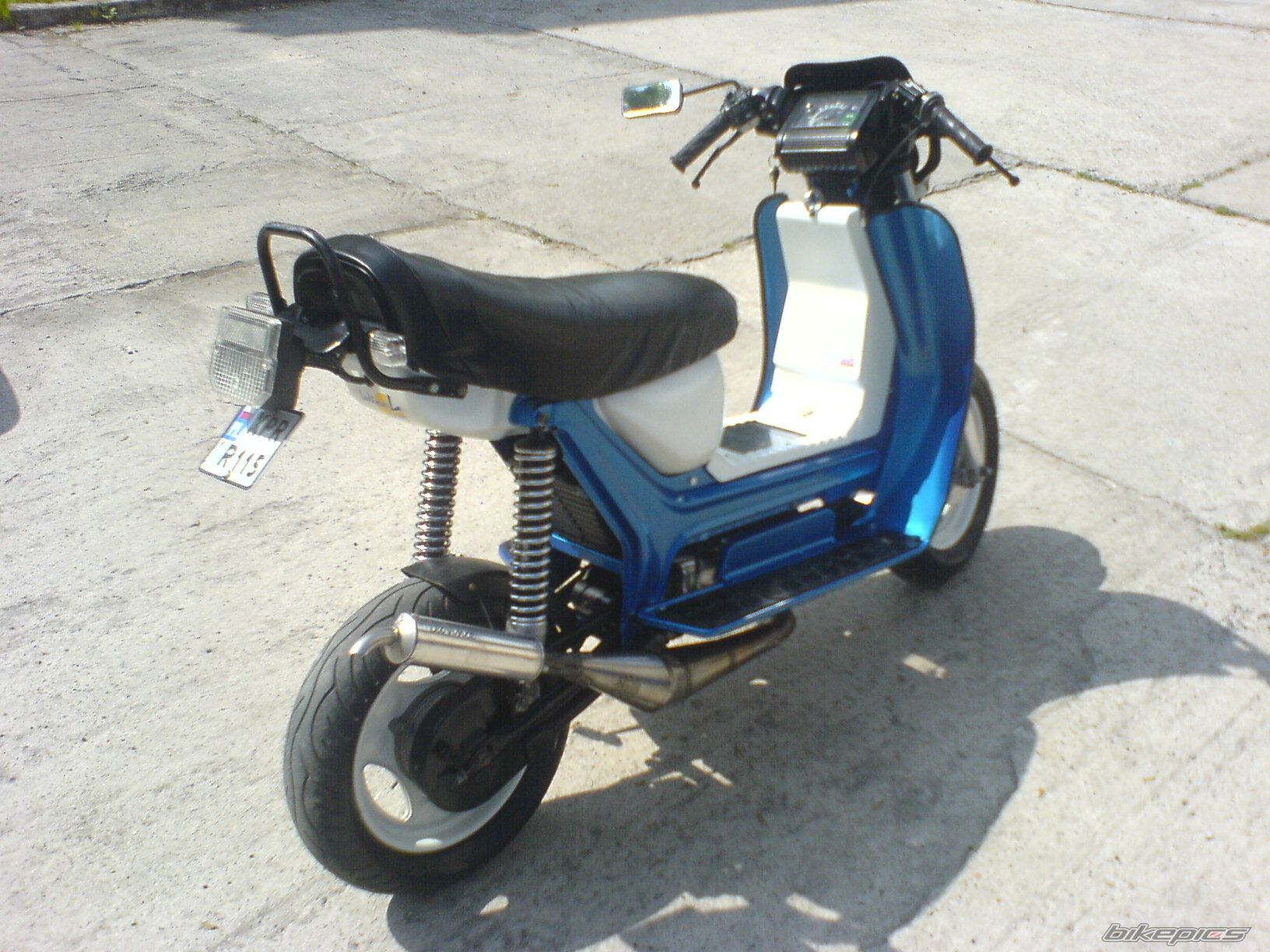 Bike Photo 1997472