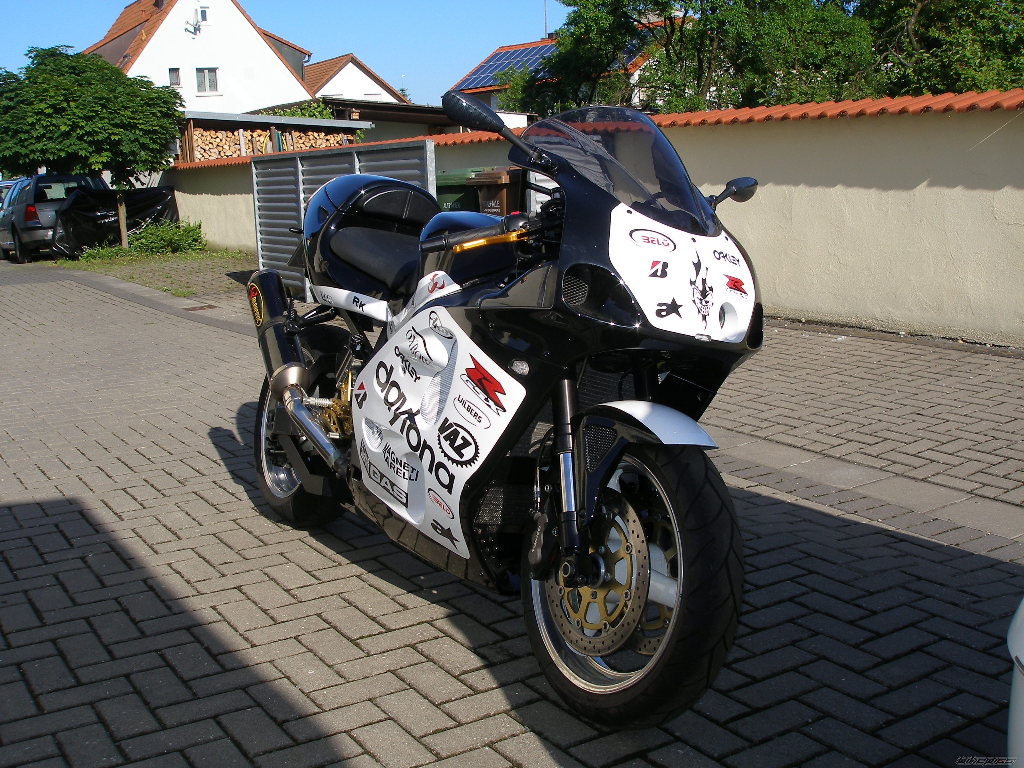 Photo 1997536
