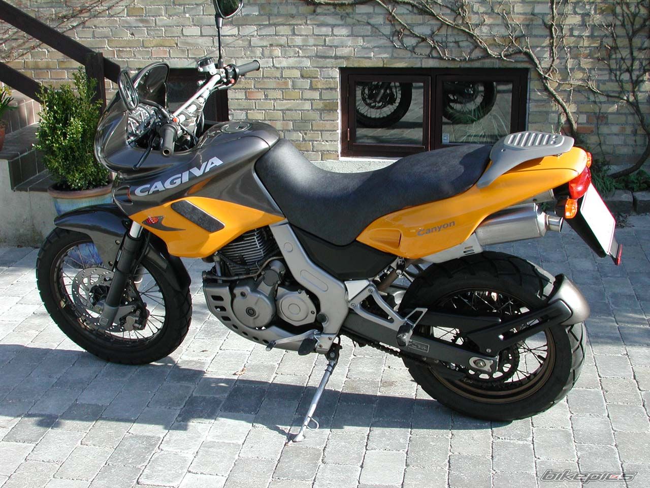 Bike Photo 1997598