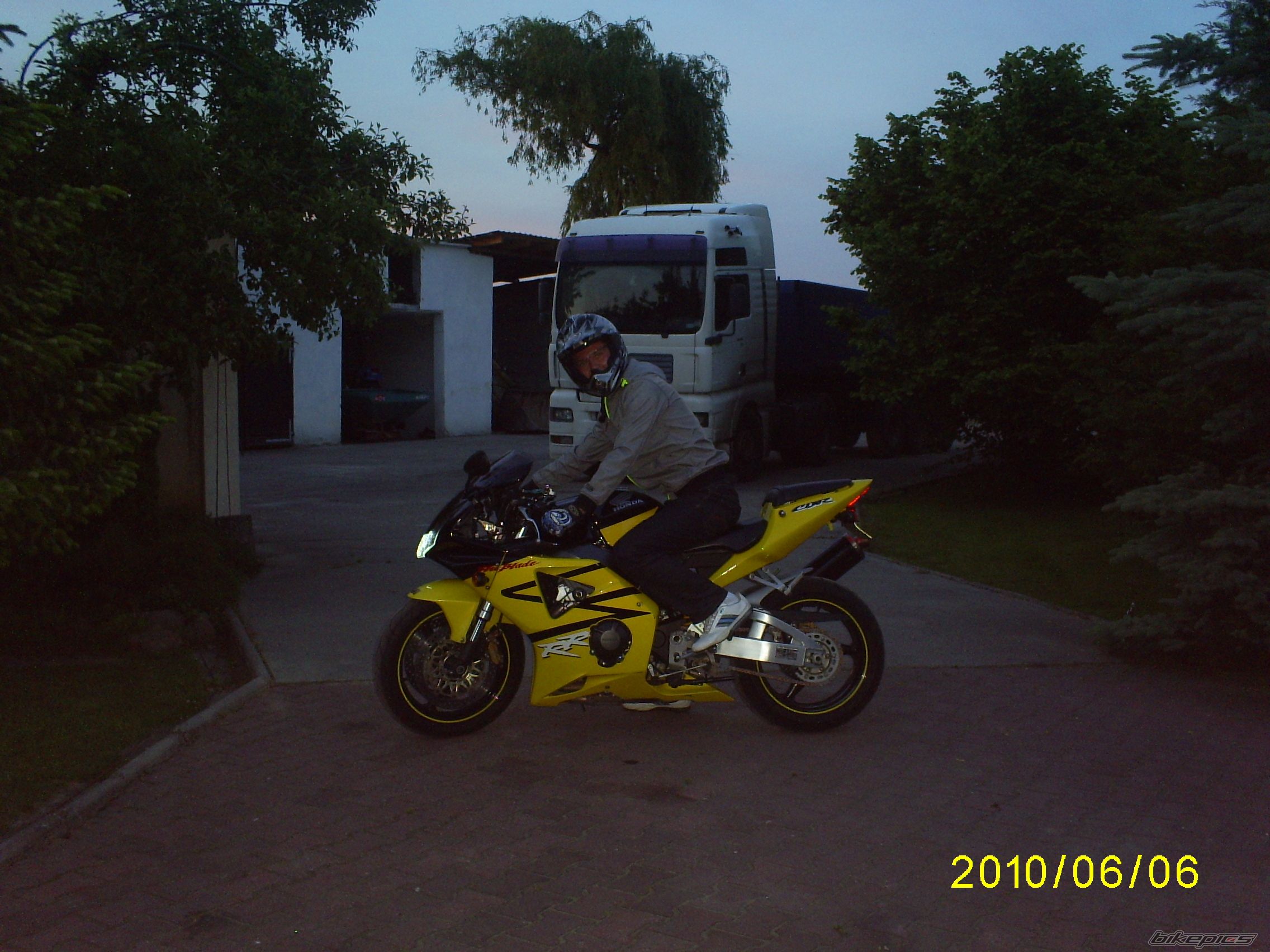 Photo 1997710