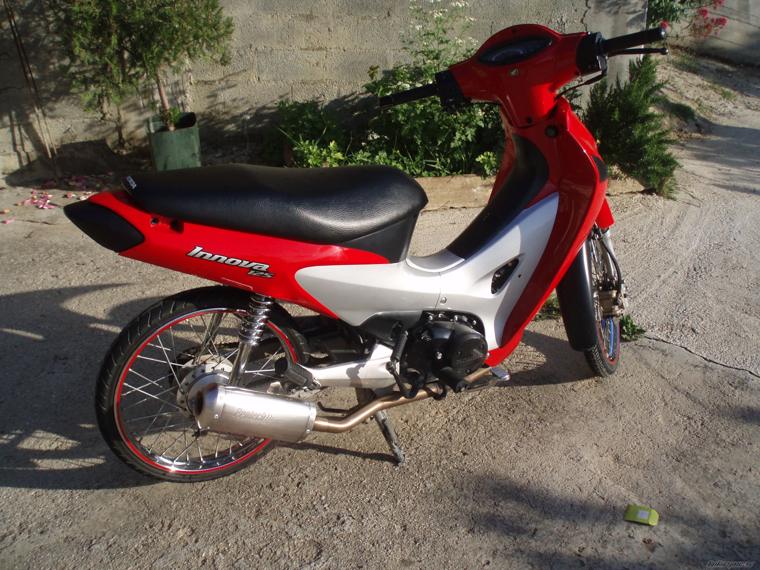 Bike Photo 1997716