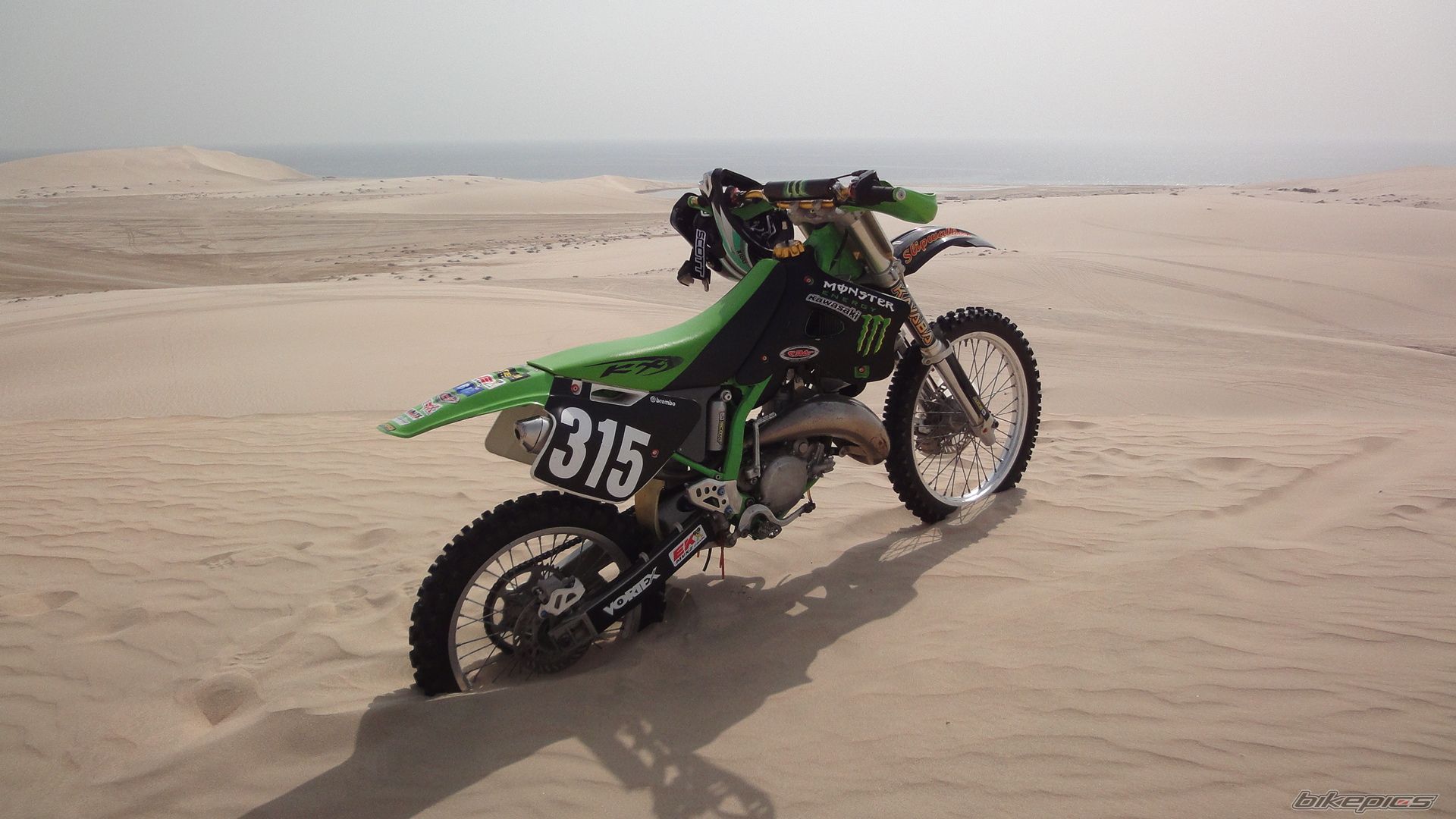 Bike Photo 1997950