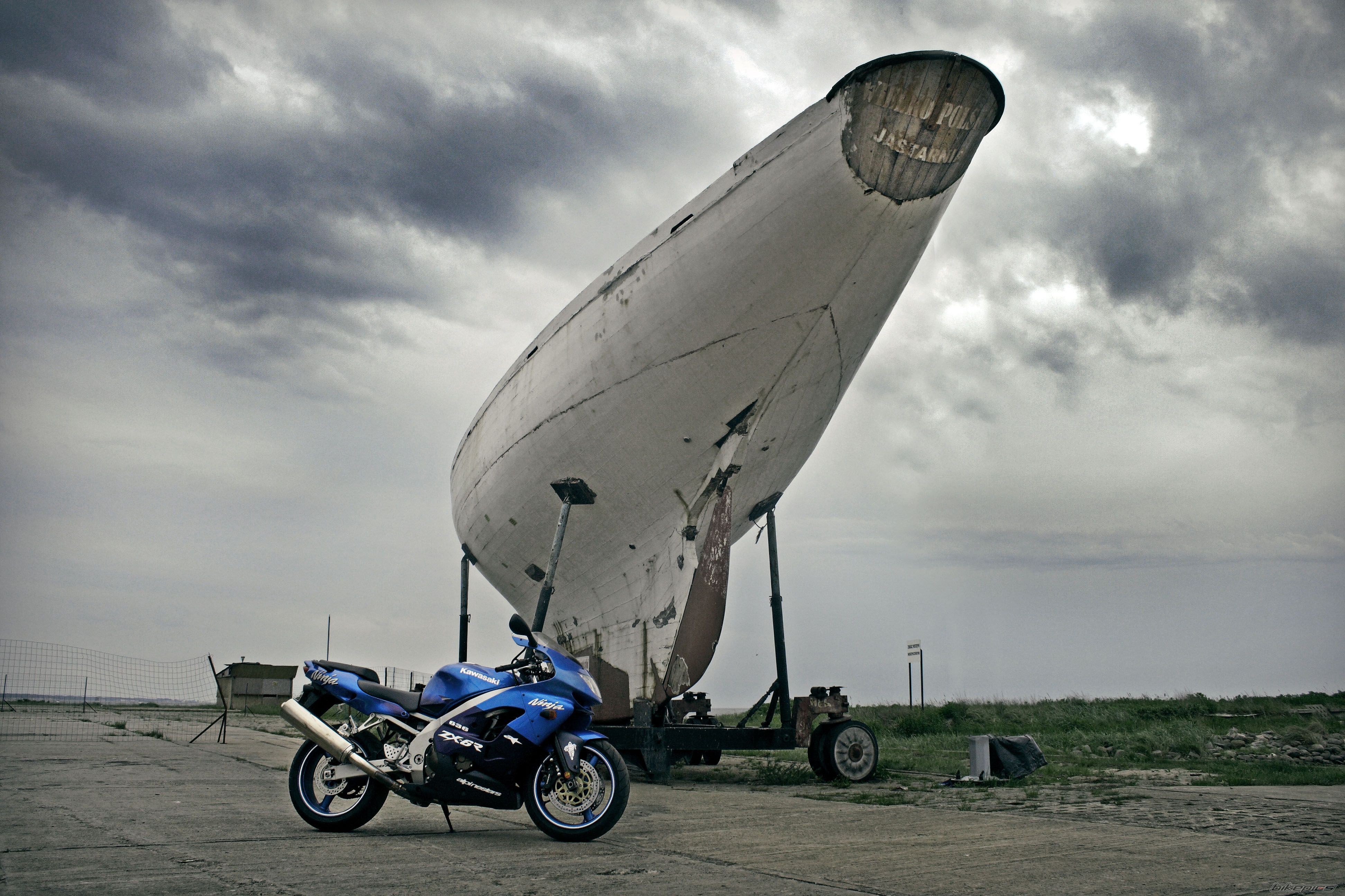 Bike Photo 1998149