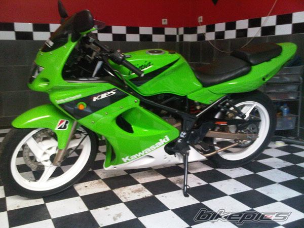Photo 1998237