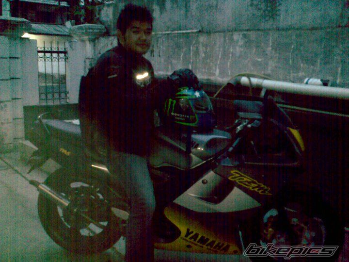 Photo 1998333