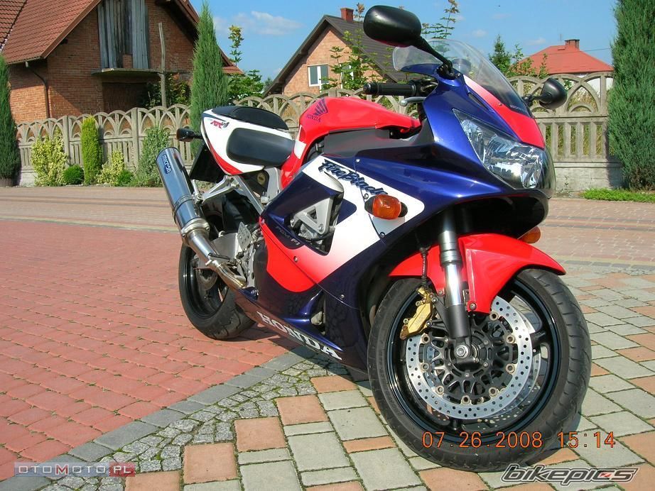 Photo 1998371