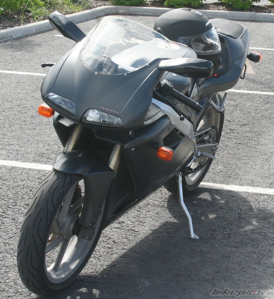 Photo 1998456