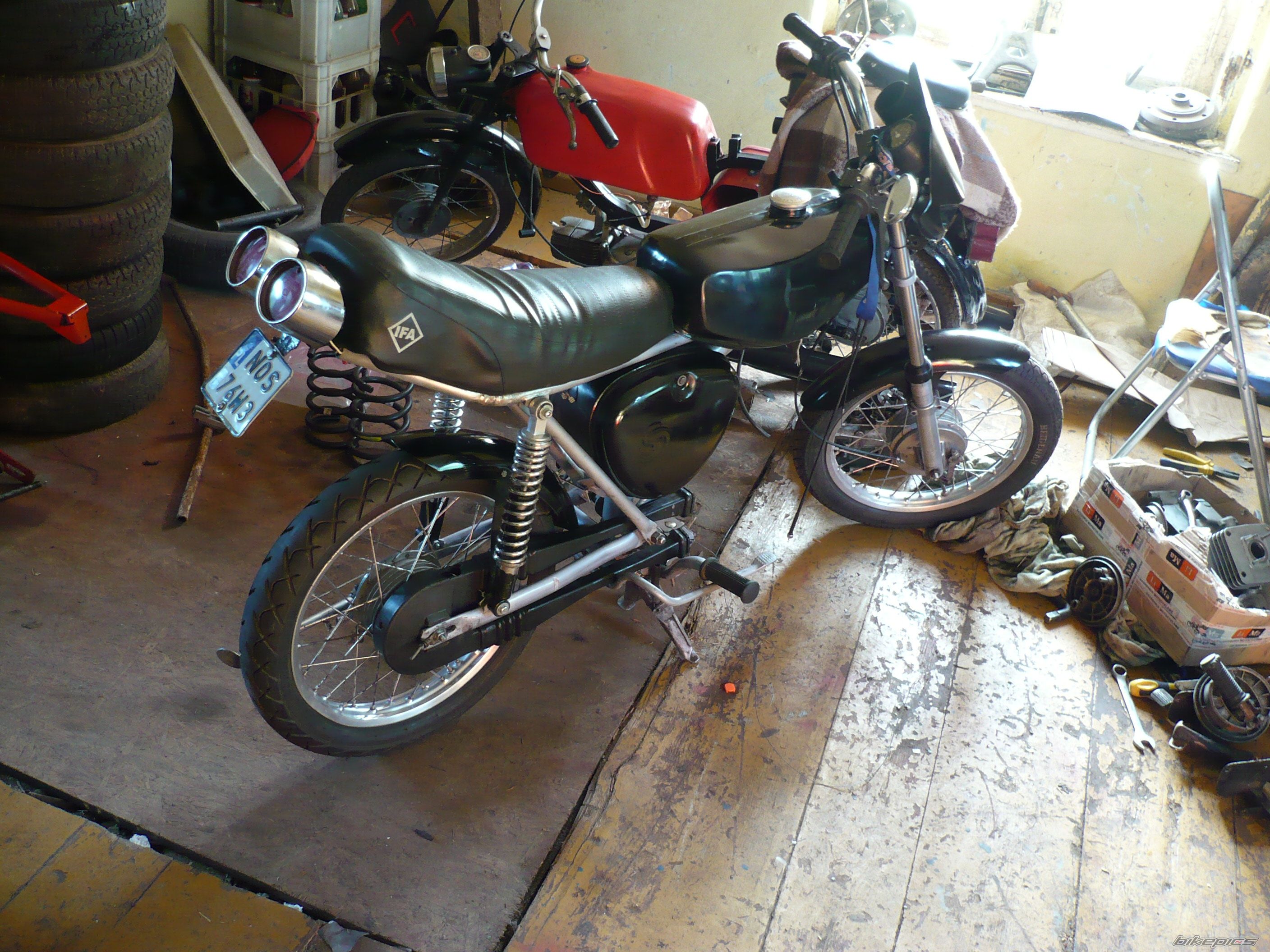 Photo 1998534