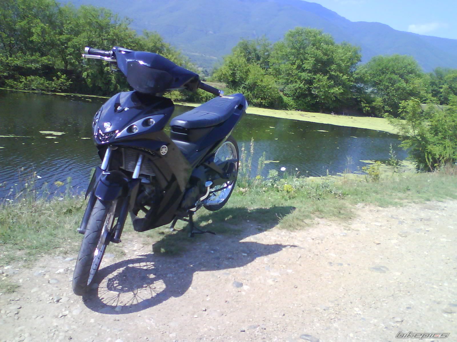 Photo 1998623