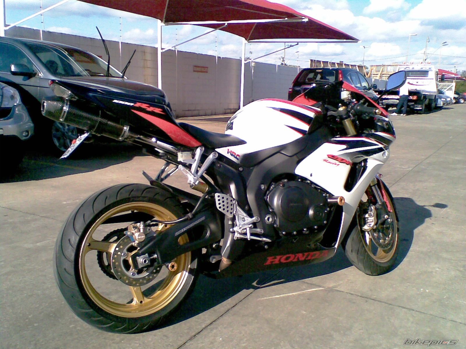 Photo 1998630