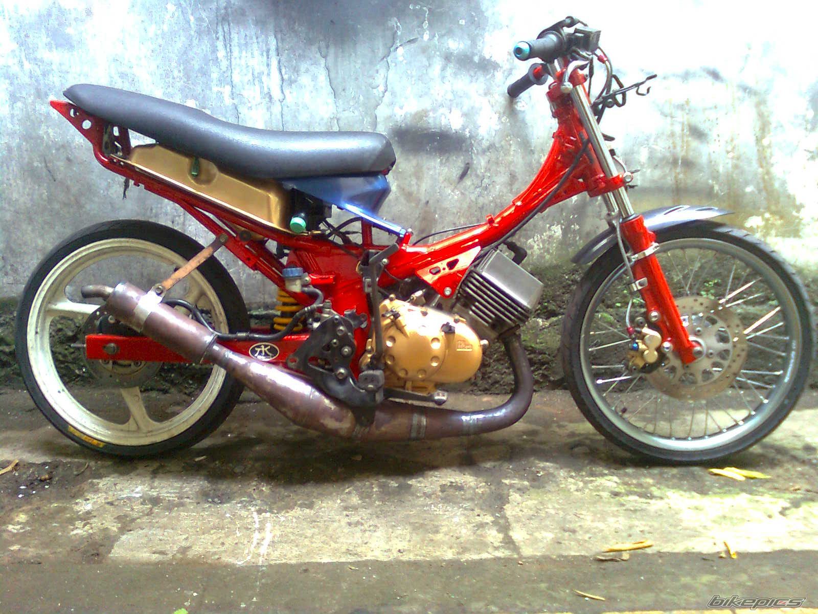 Photo 1998644