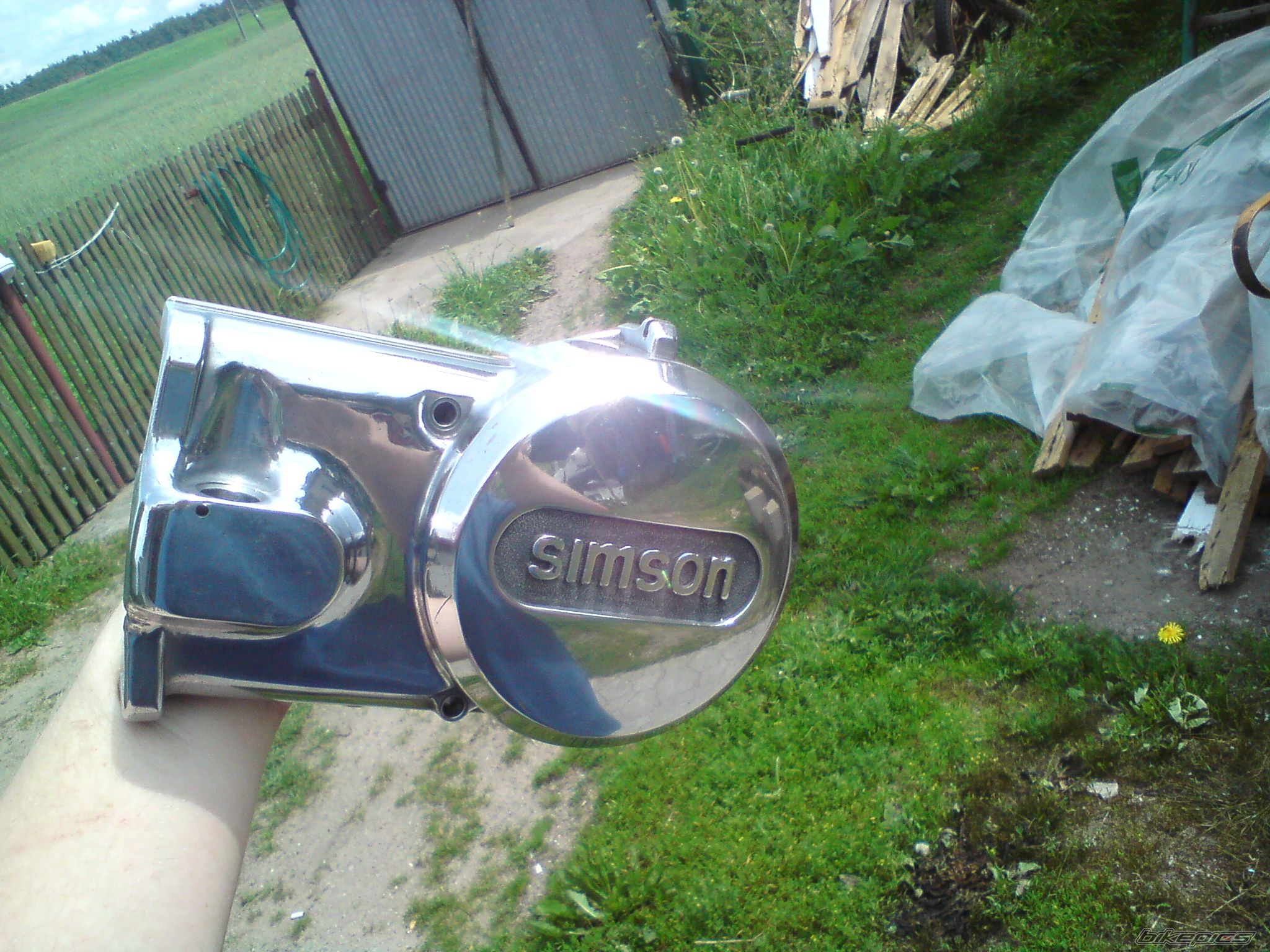 Photo 1998670