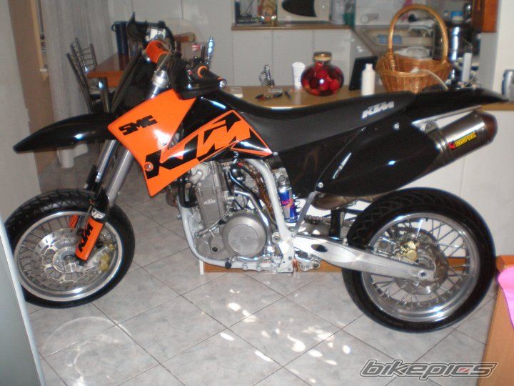 Photo 1998681