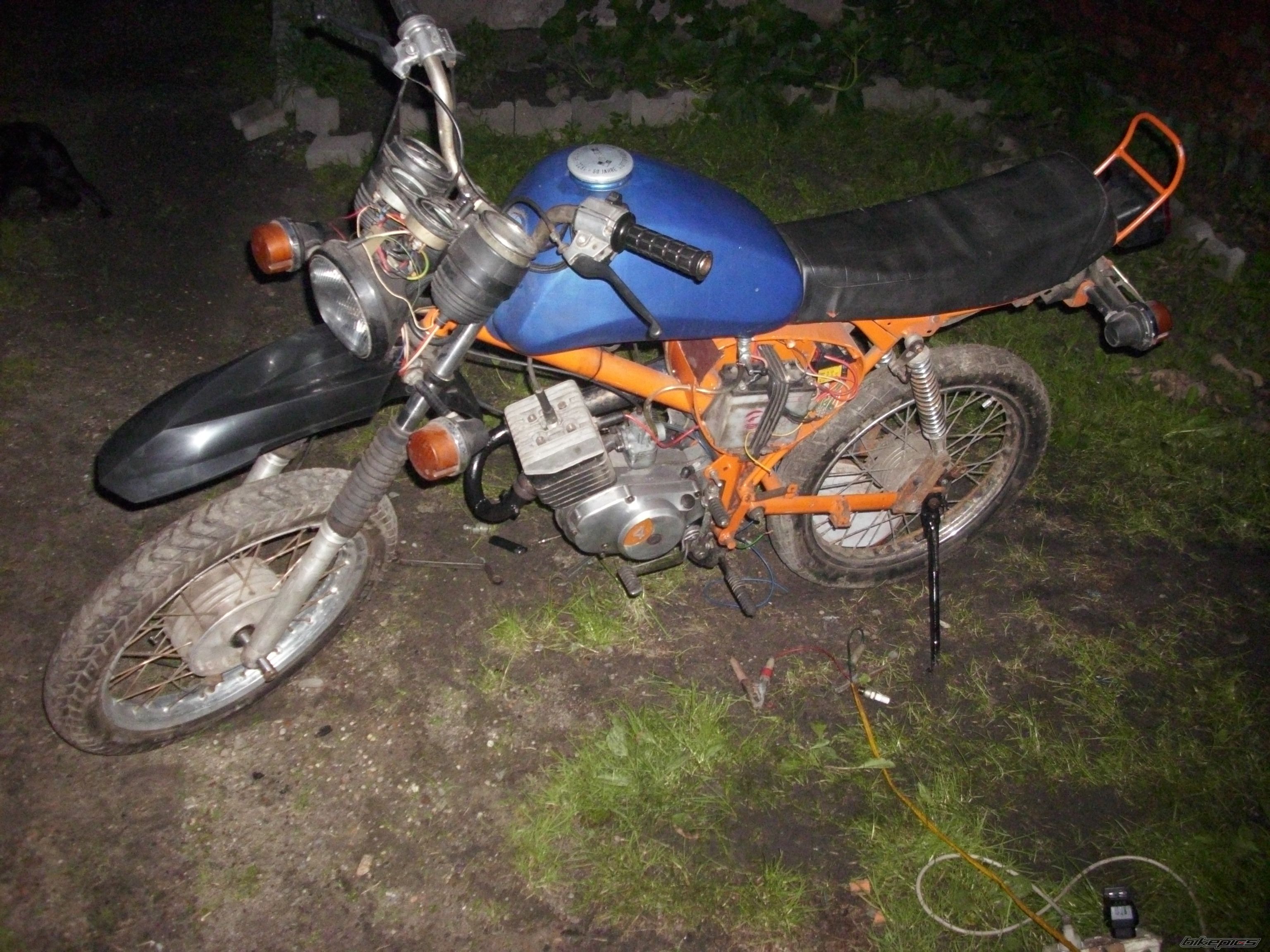 Bike Photo 1998713