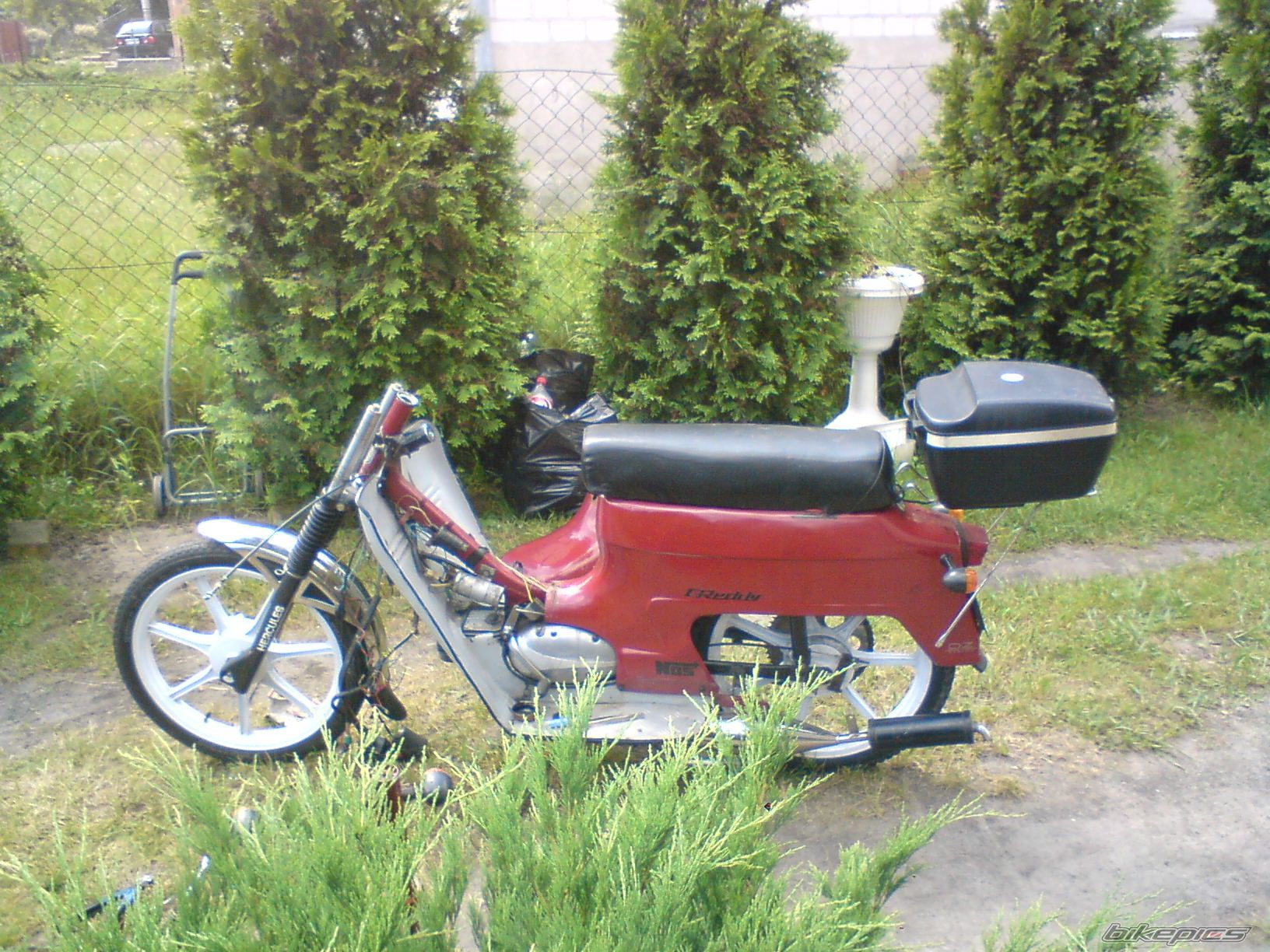 Photo 1998719