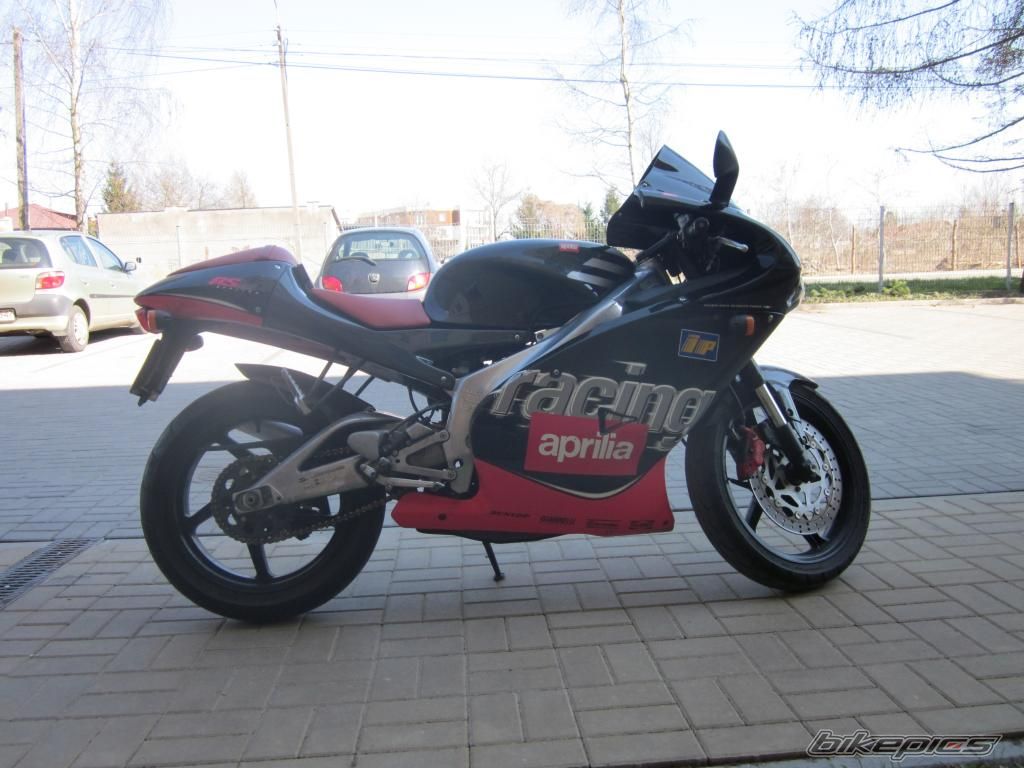 Photo 1998746