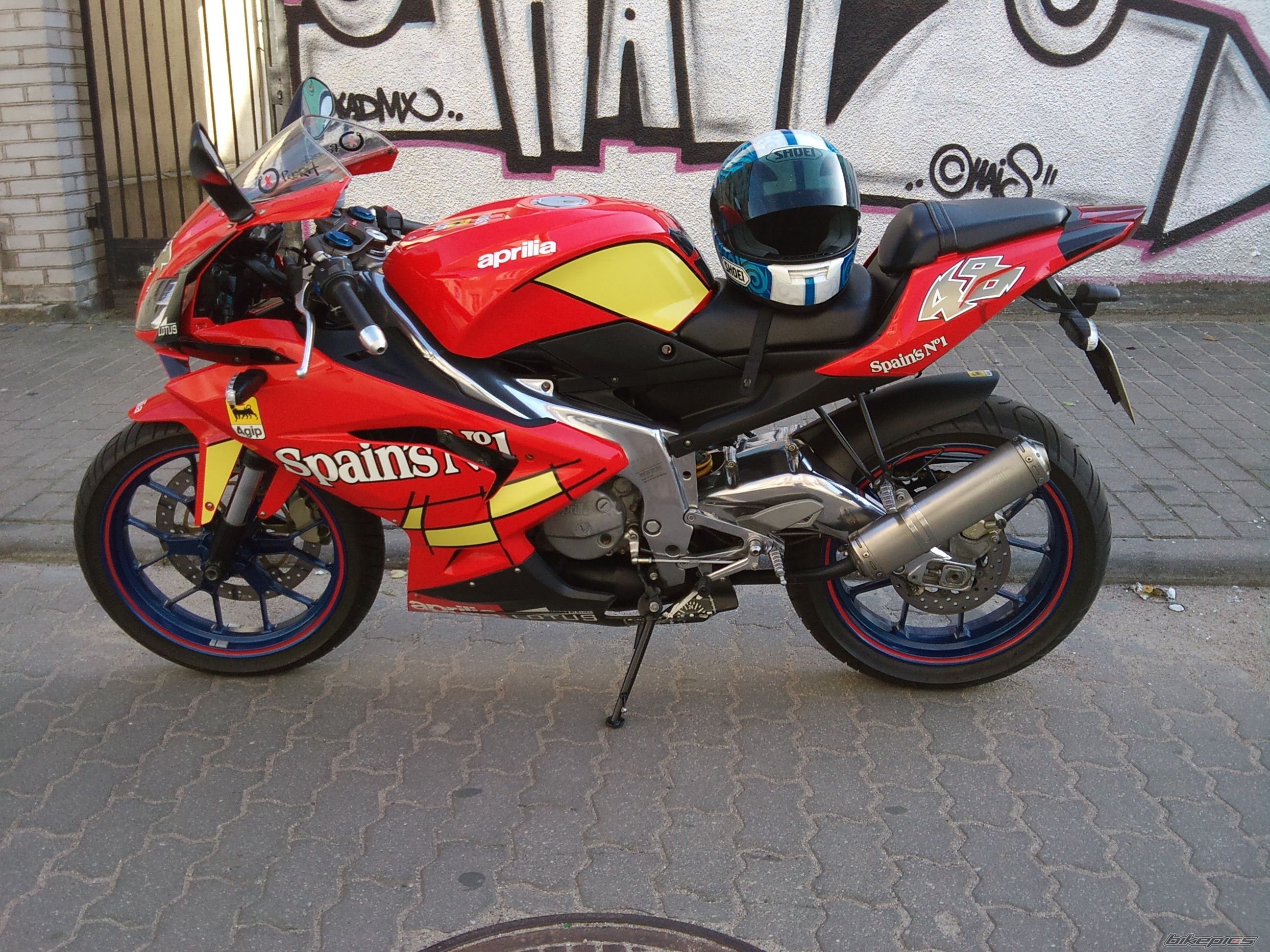 Bike Photo 1998774