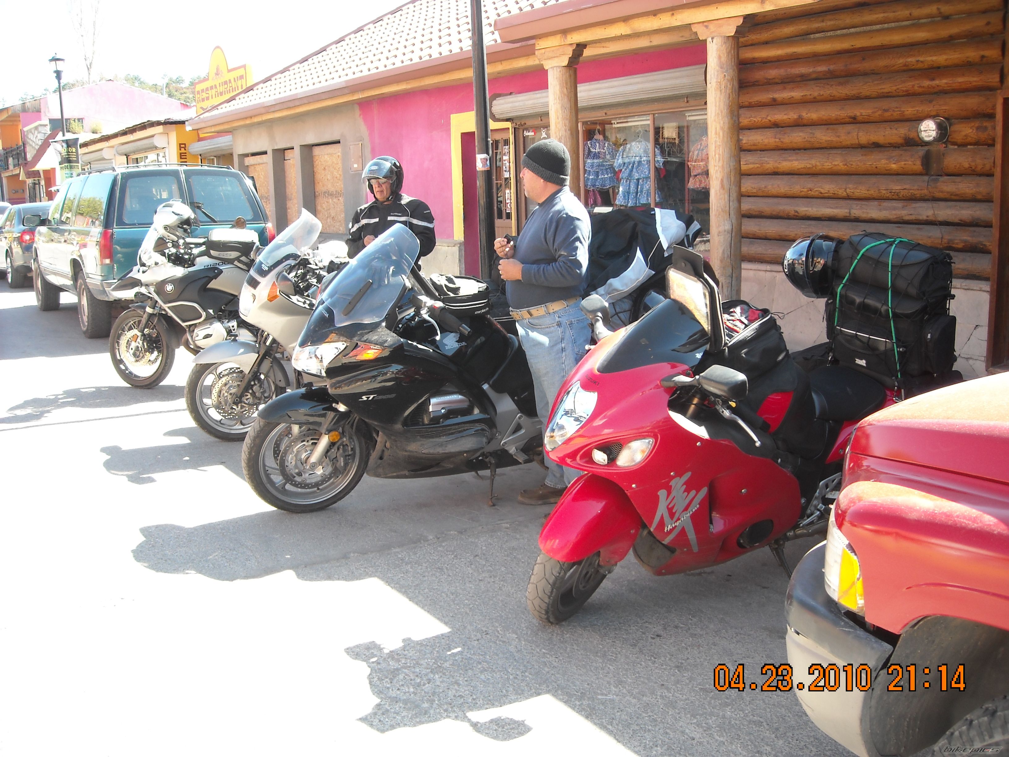 Photo 1998906